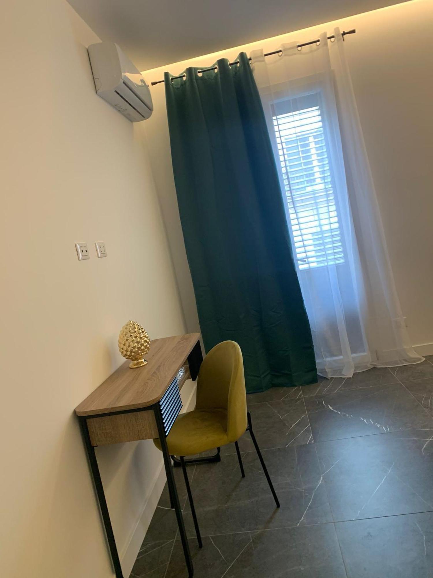 Oreto Apartment *