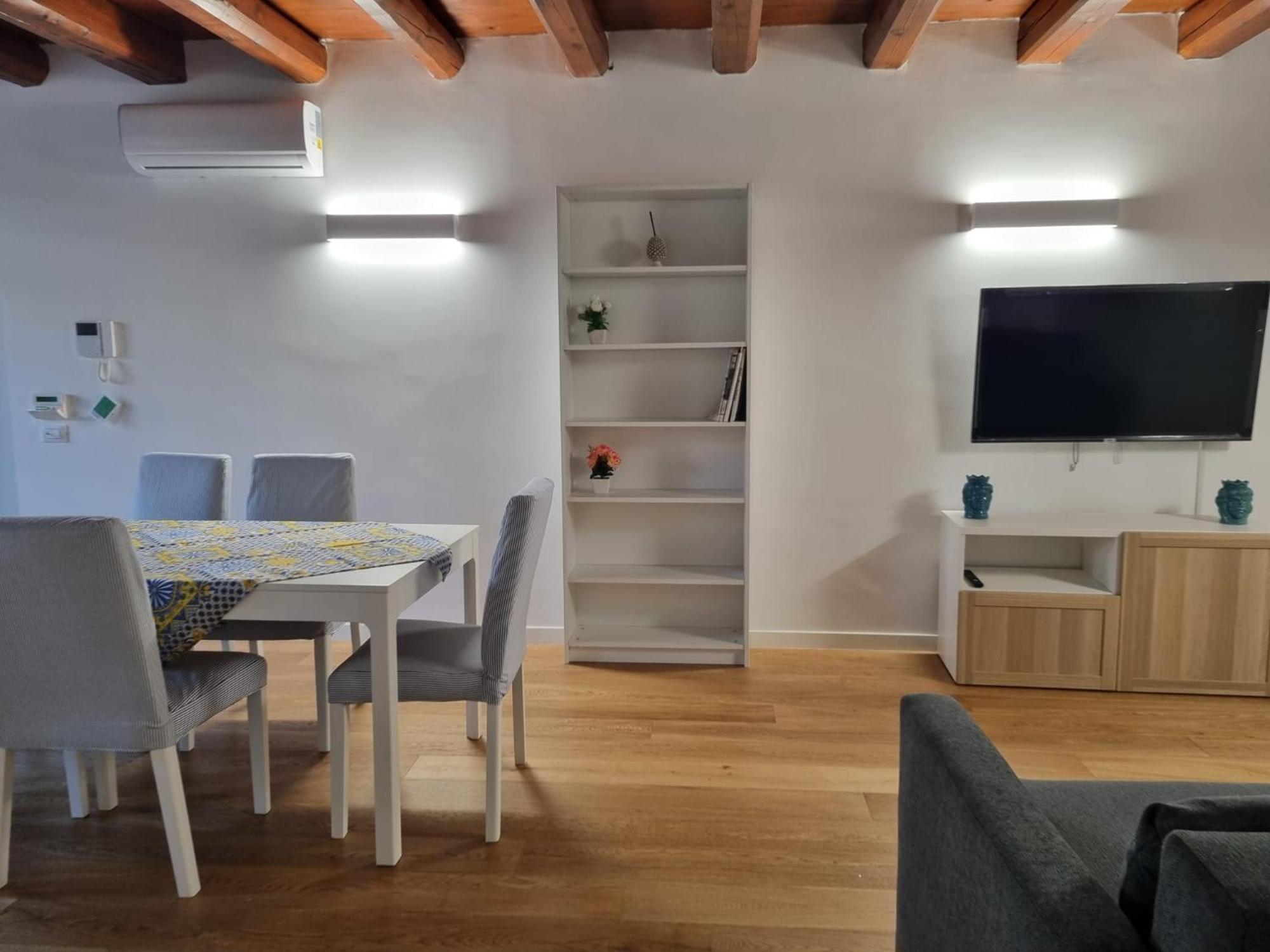 Casa Azzurra - Palazzo Del Buonpastore - Elisa Apartment *