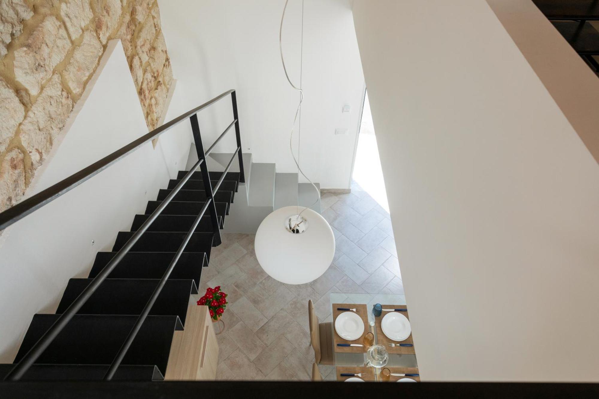 Rys Mondello House