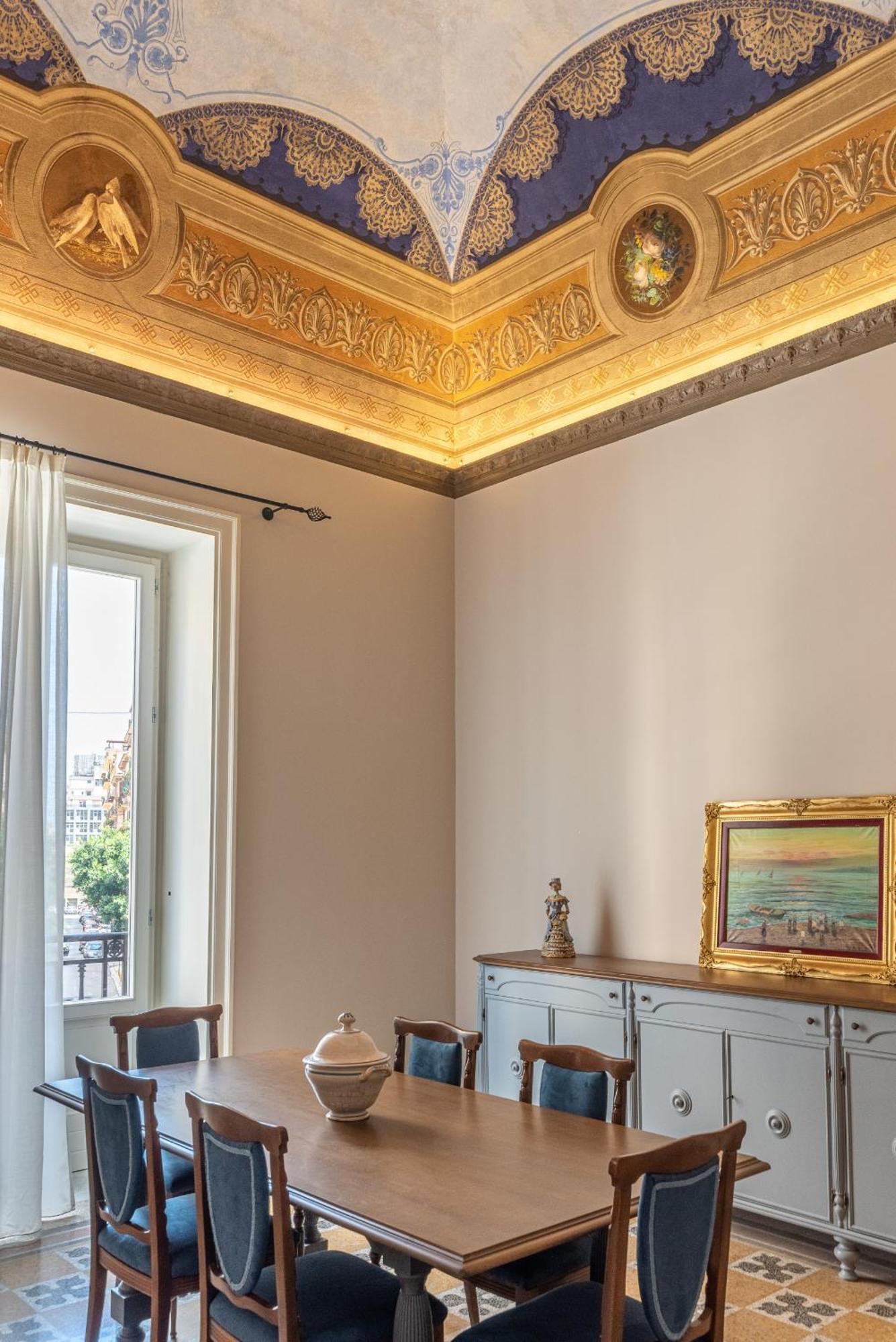 Brunetto Latini Homes By Wonderful Italy * Palermo