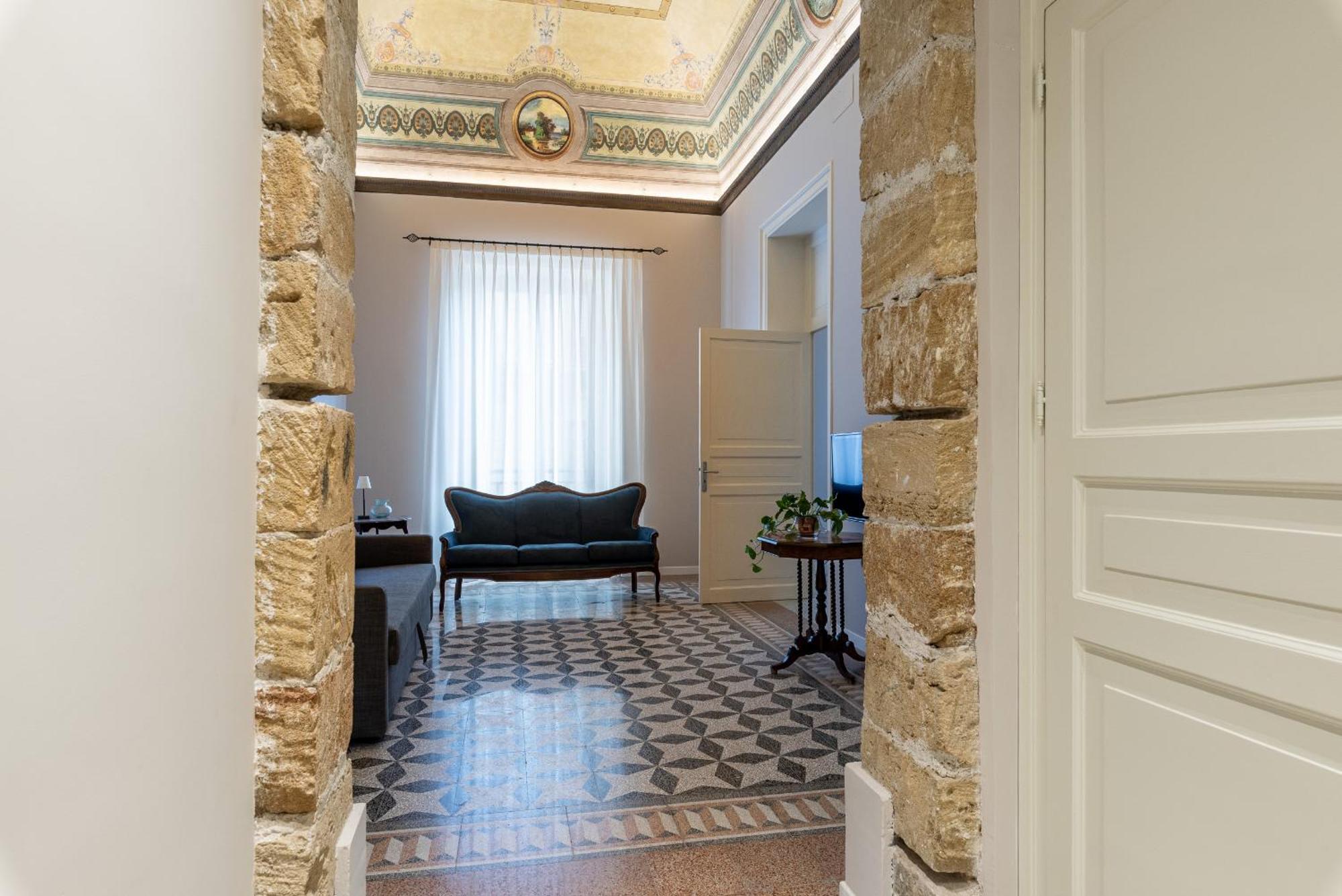 Brunetto Latini Homes By Wonderful Italy * Palermo