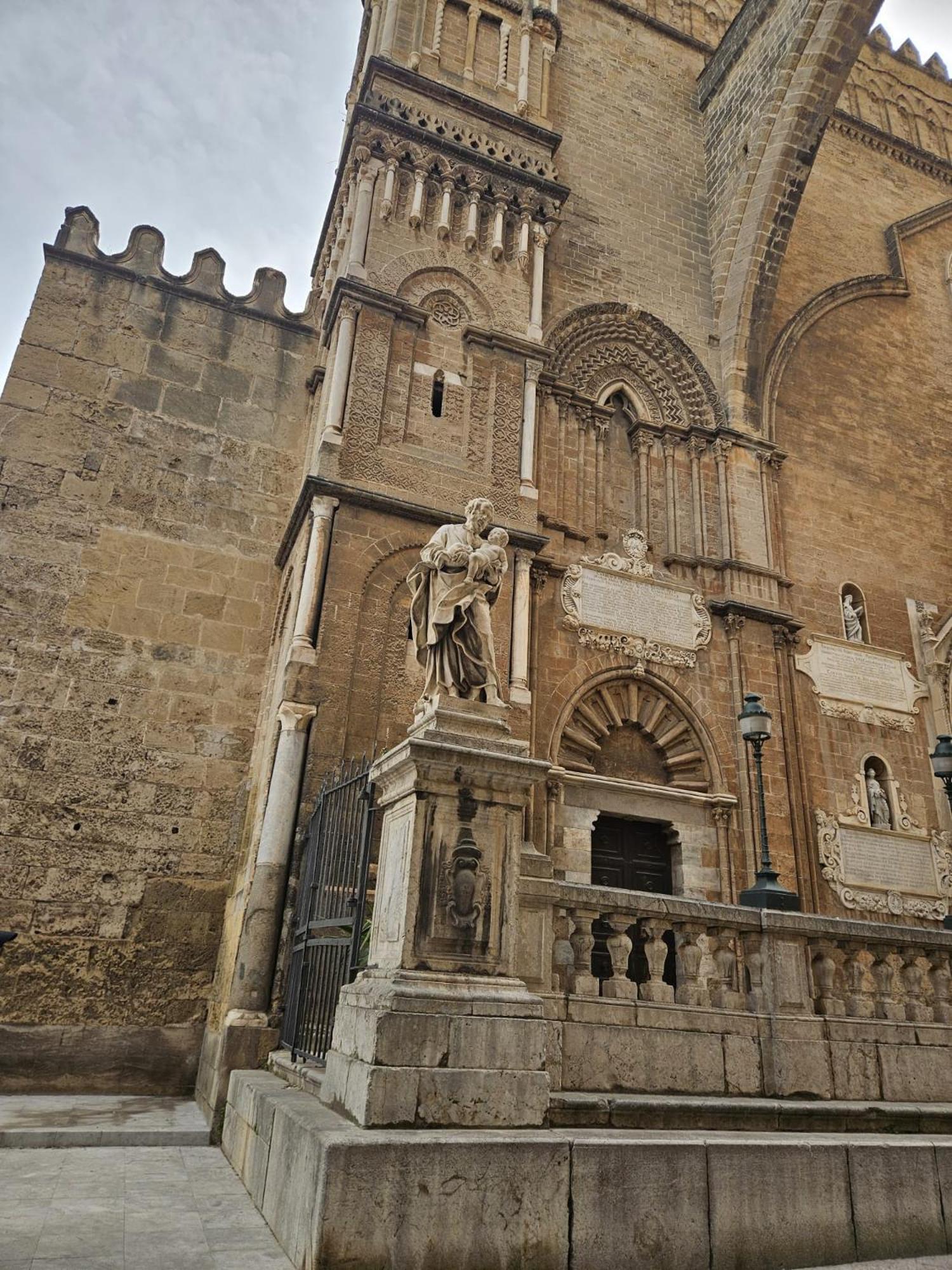 All'ombra Di Porta Nuova * Palermo