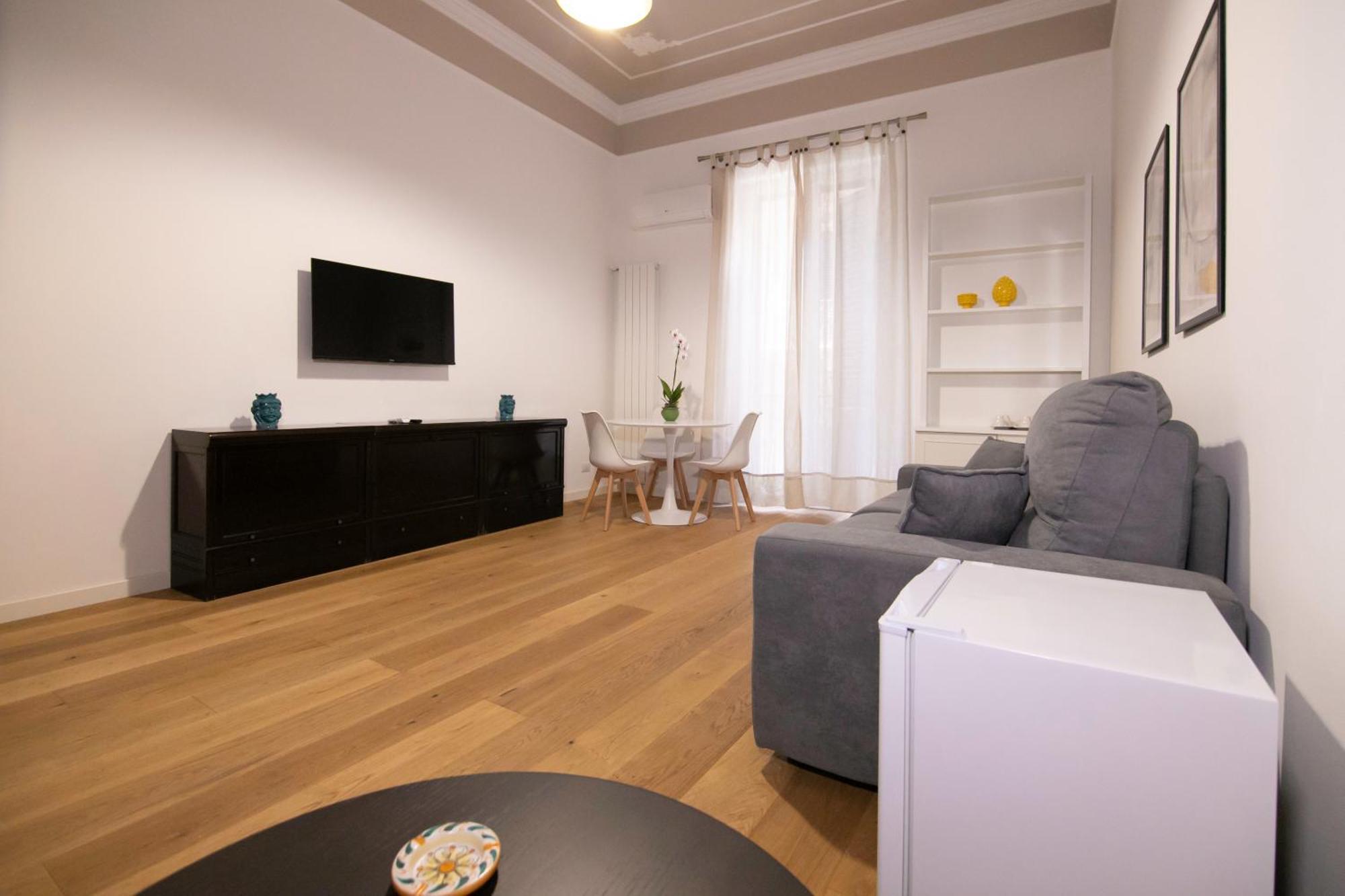 Villareale47 Luxury & *