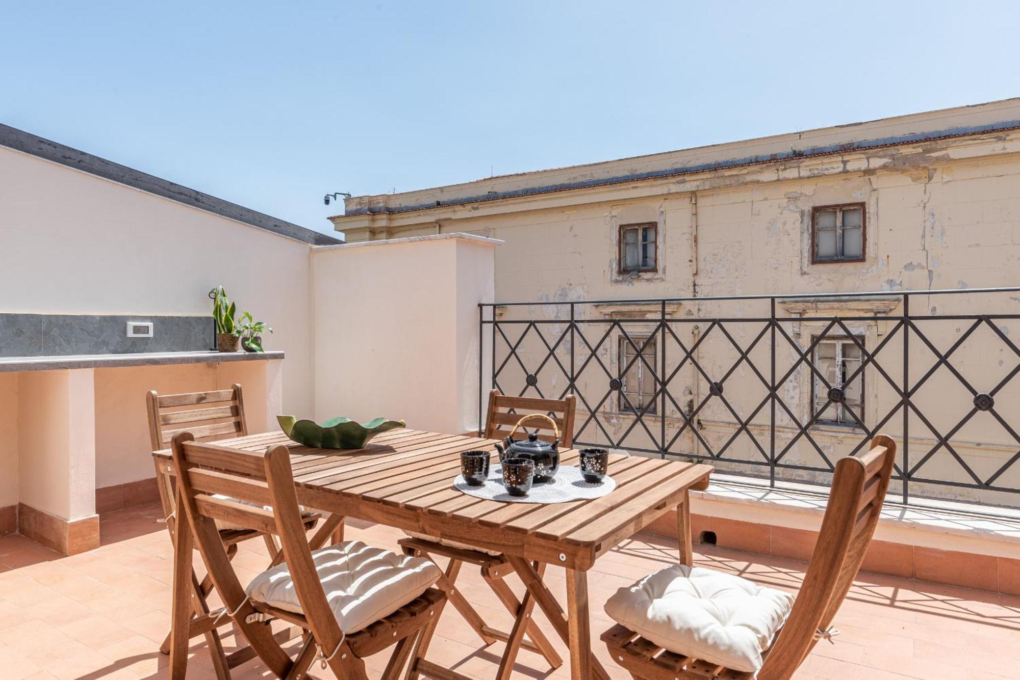Oretea With Terrace By Wonderful Italy Apartment Palermo