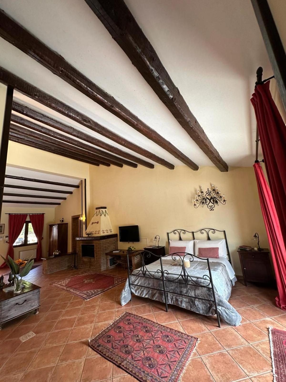 Inserra Deluxe Bed & Breakfast *