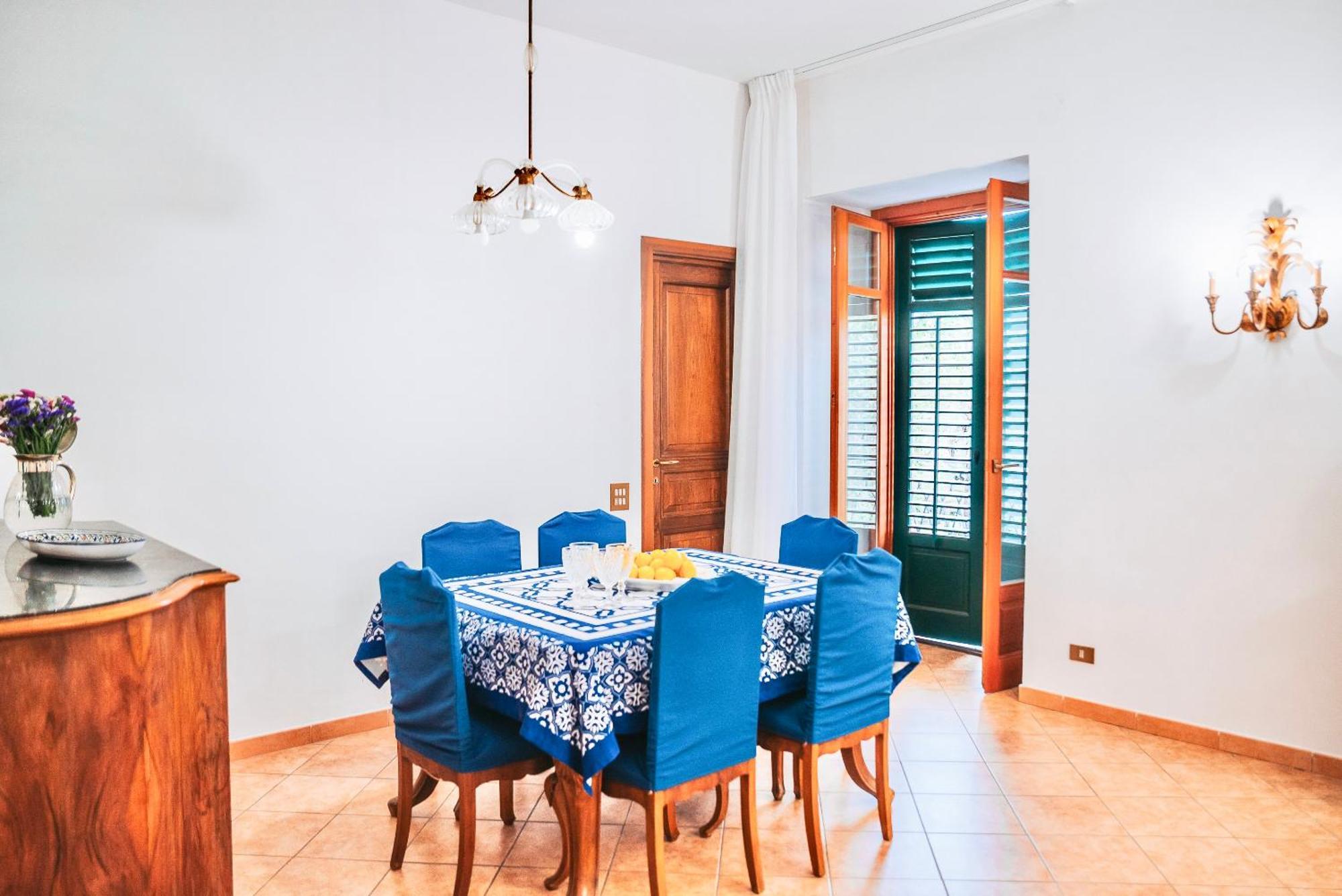 Residenza Del Vescovo 1 *