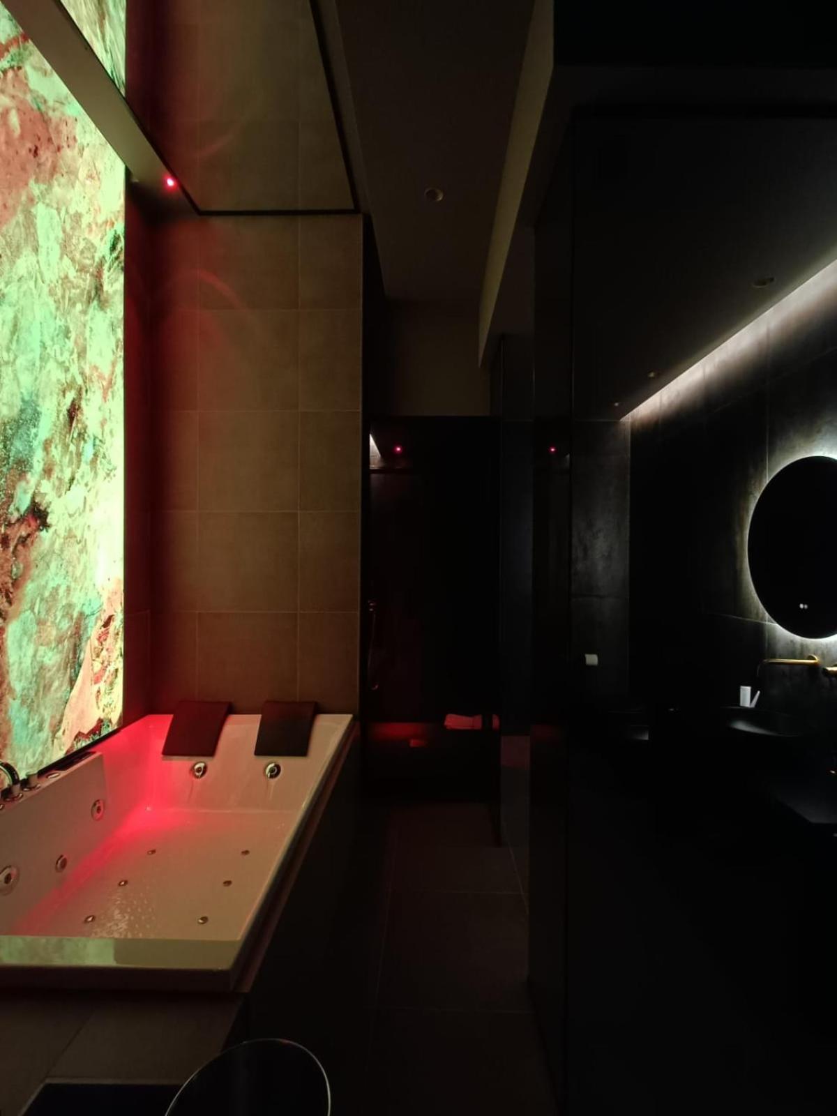 Gold Boutique & Spa *
