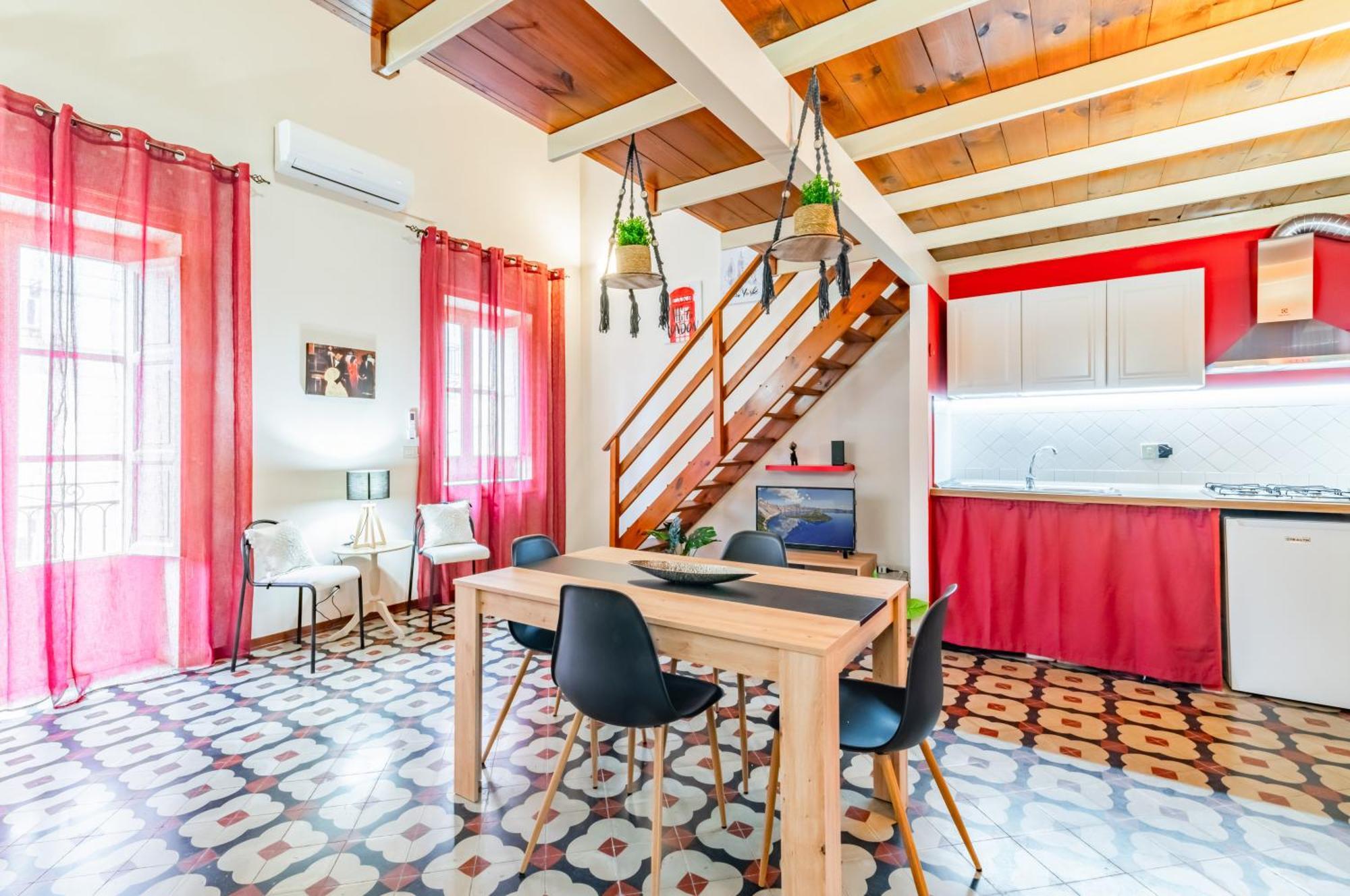 The Traveller's House - Station Apartment Palermo