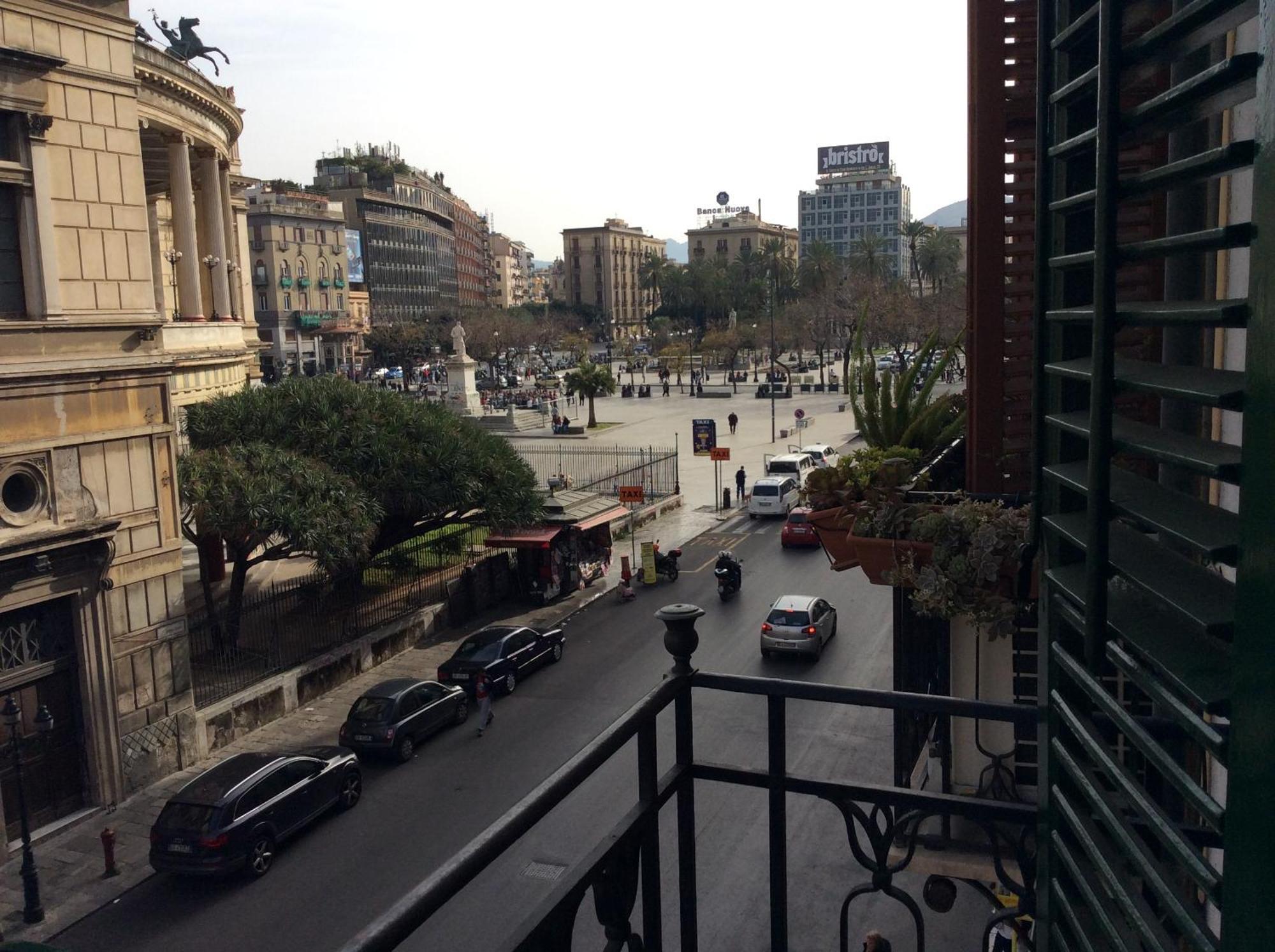 Apartment Piazza Politeama Palermo