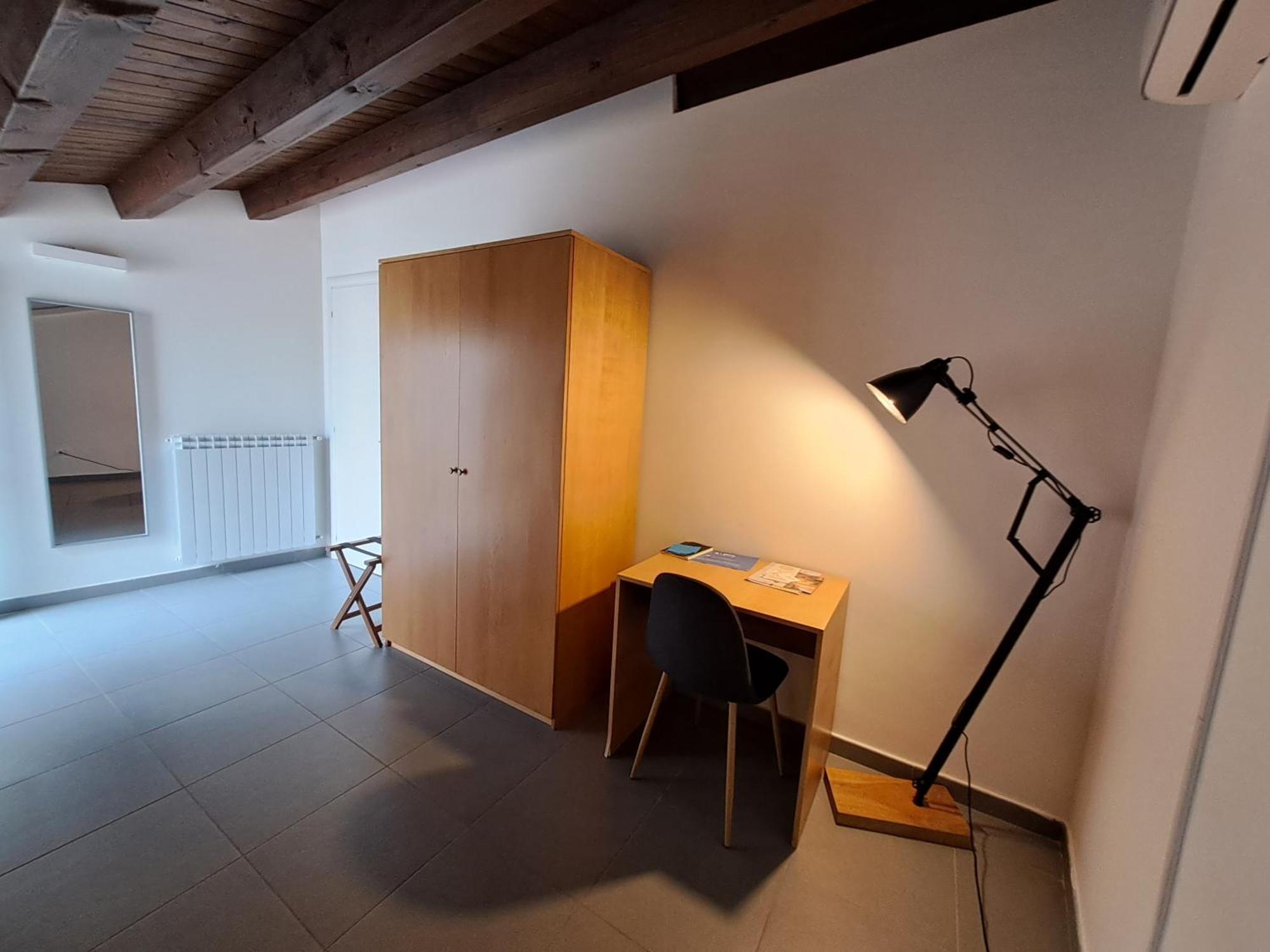 Sopramoltivolti Guest house Palermo