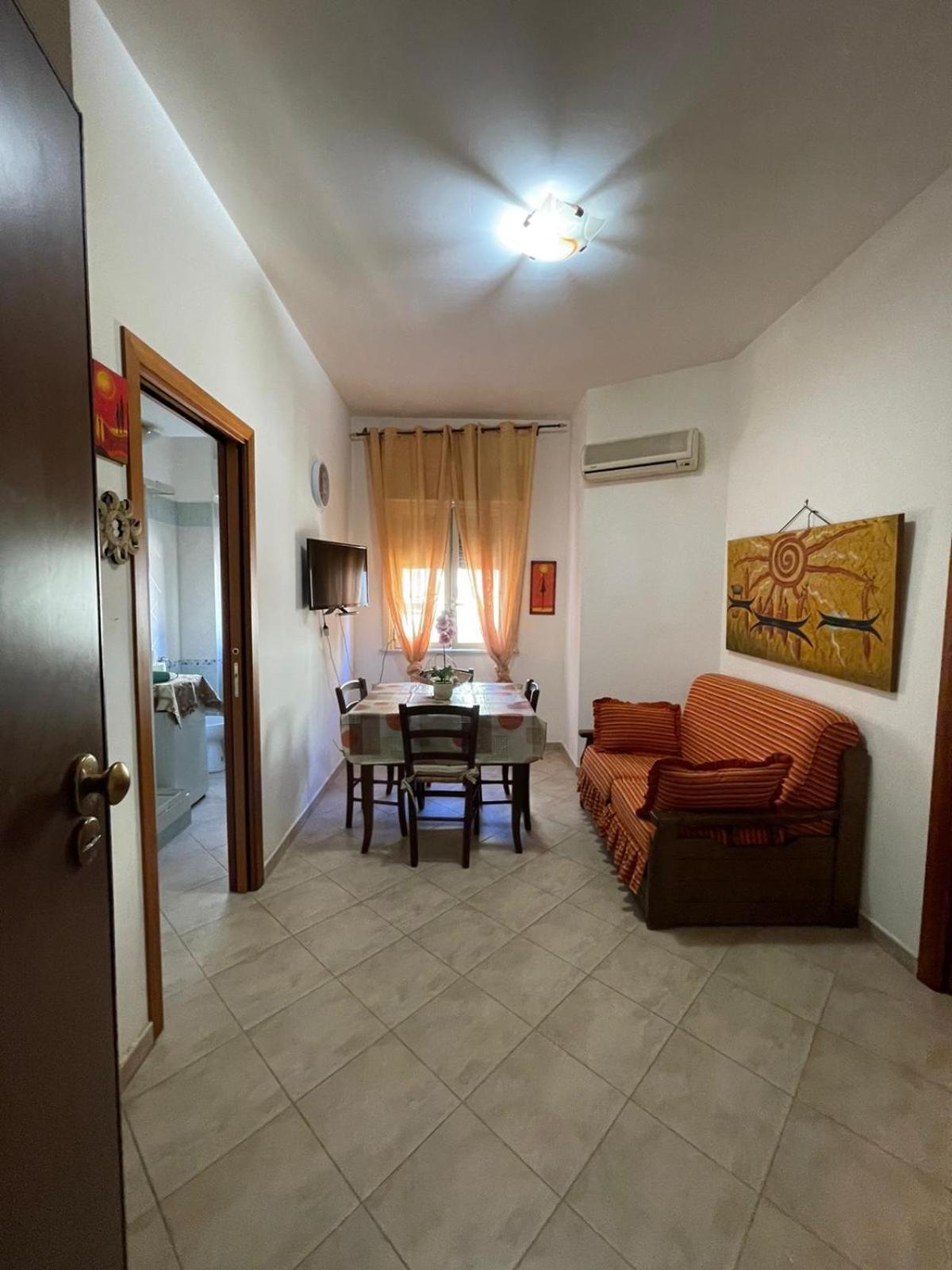 Politeama House - In Pieno Centro Citta Apartment
