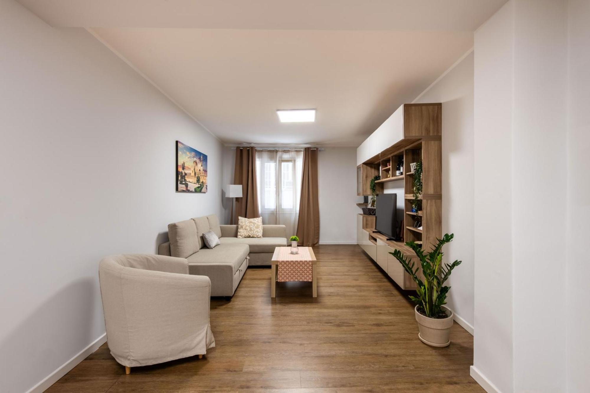 Villareale Flat - Center Free Parking Apartment