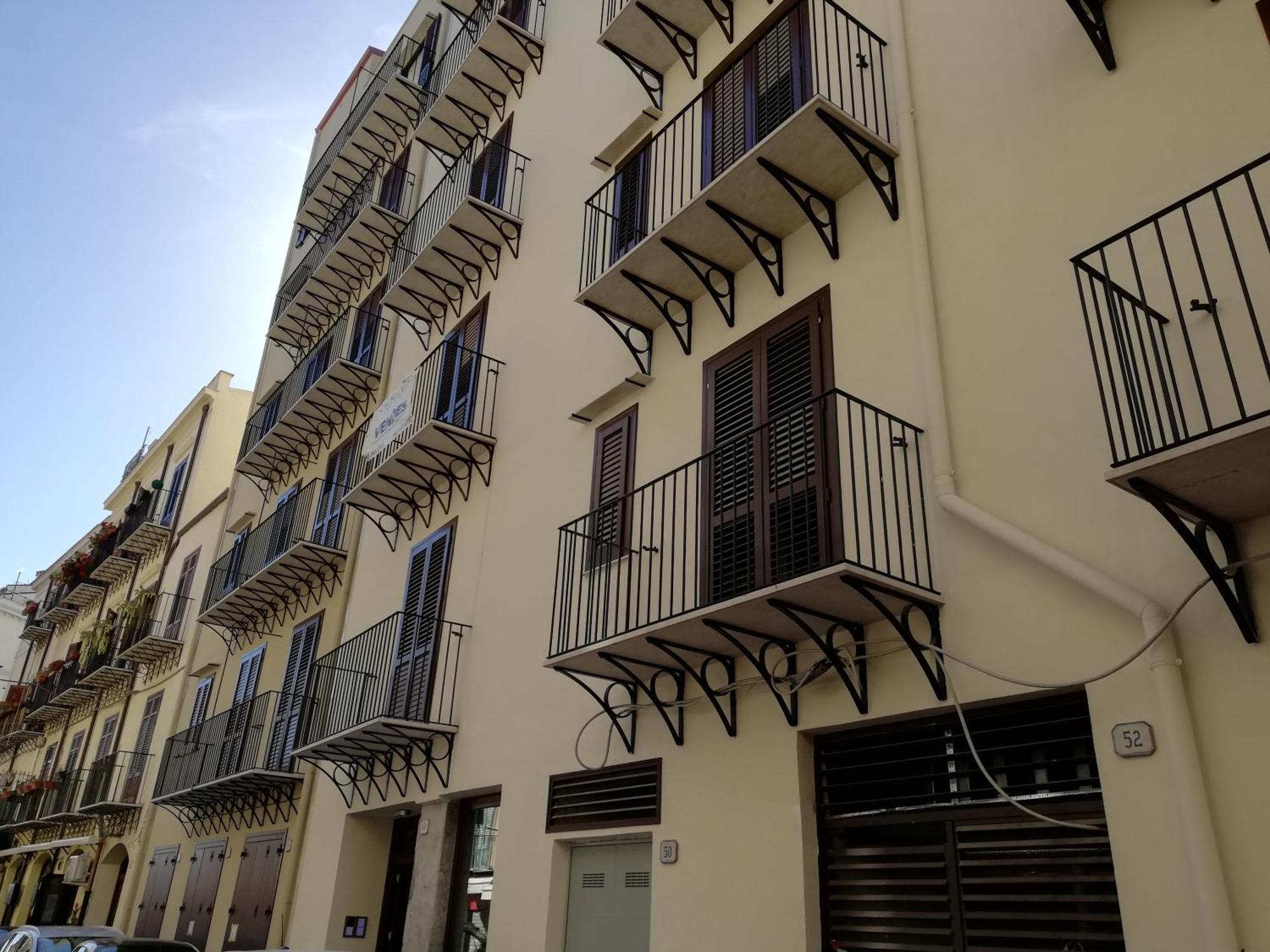 Apartment Cassari Maisons