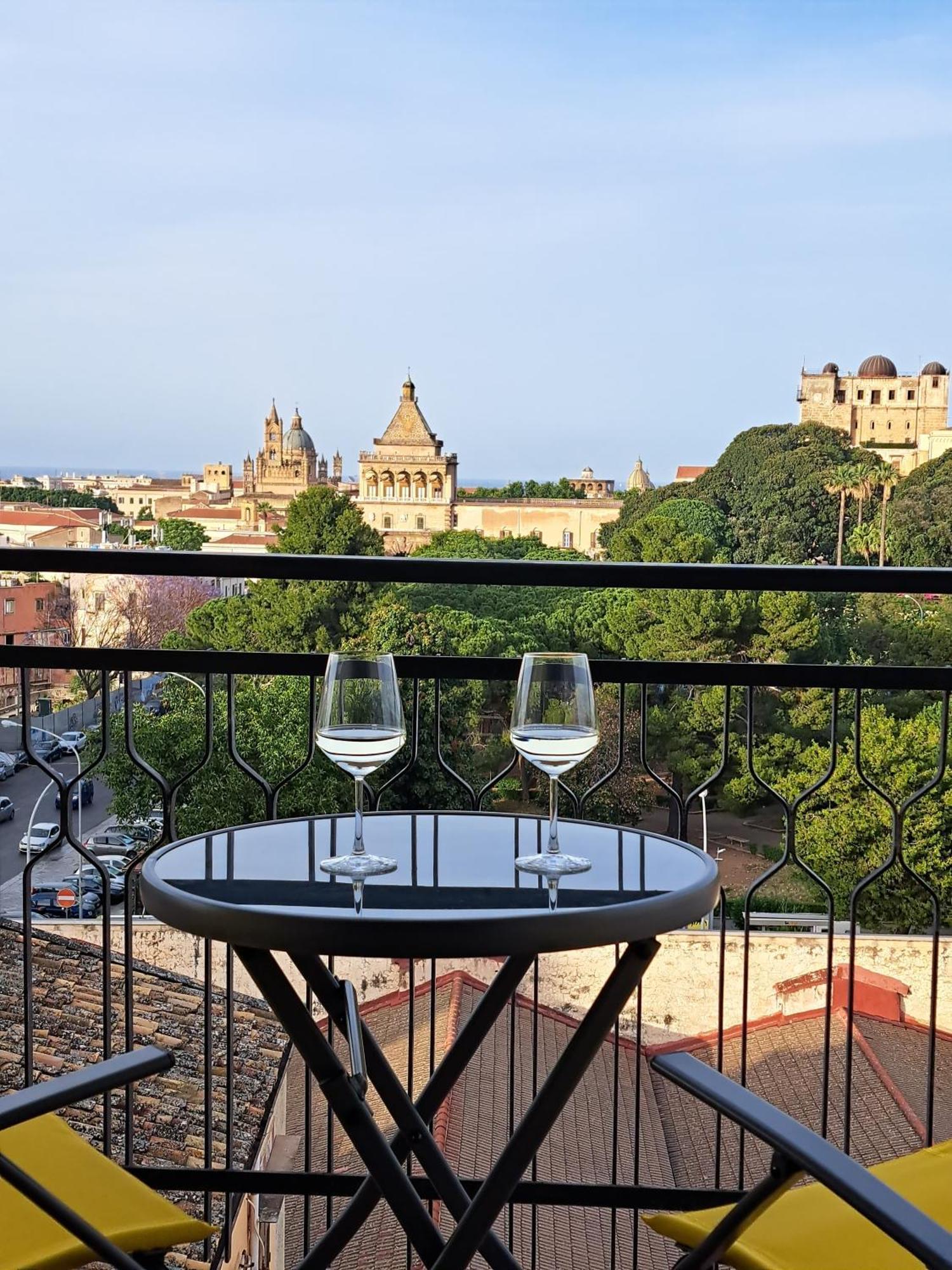 Skyline Apartment