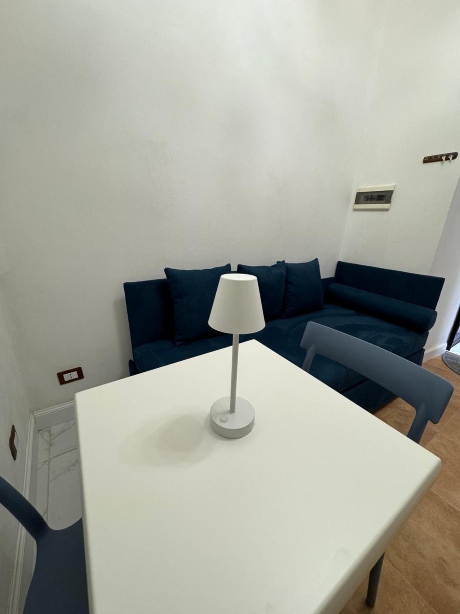 Caminneci Palace & Apartment