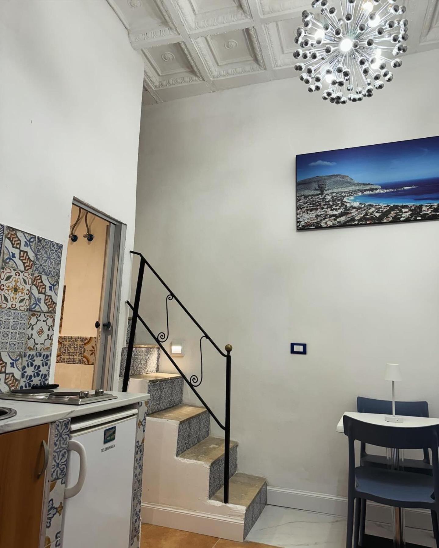Apartment Caminneci Palace &