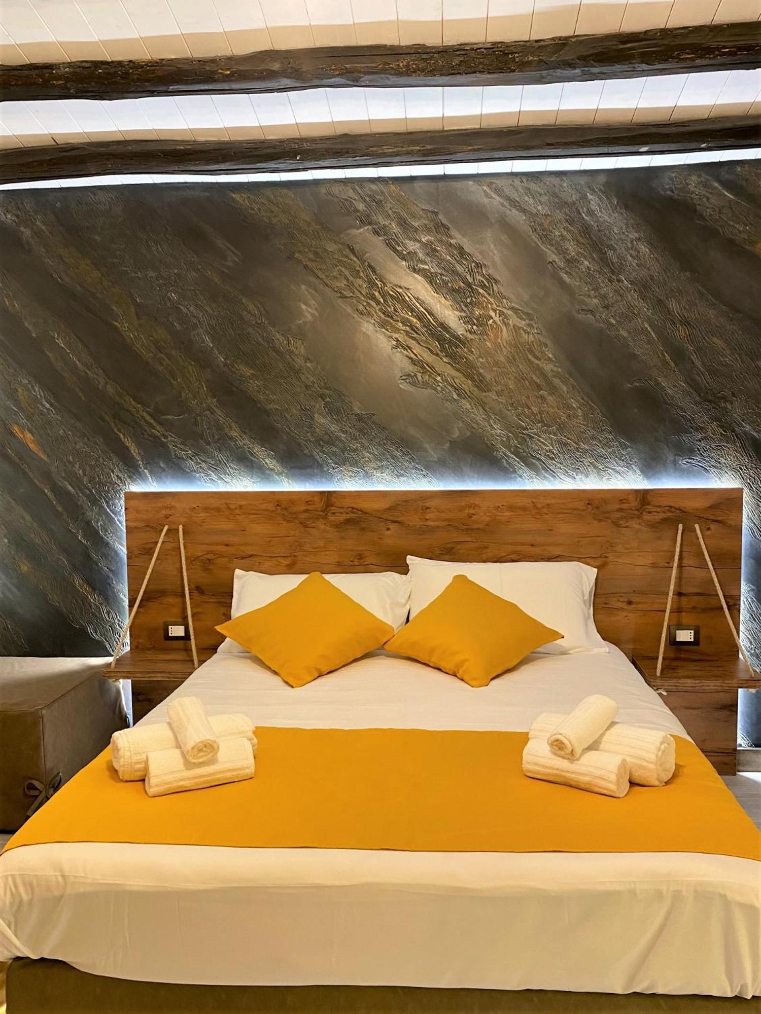 Bed & Breakfast Arsenale Porto Palermo