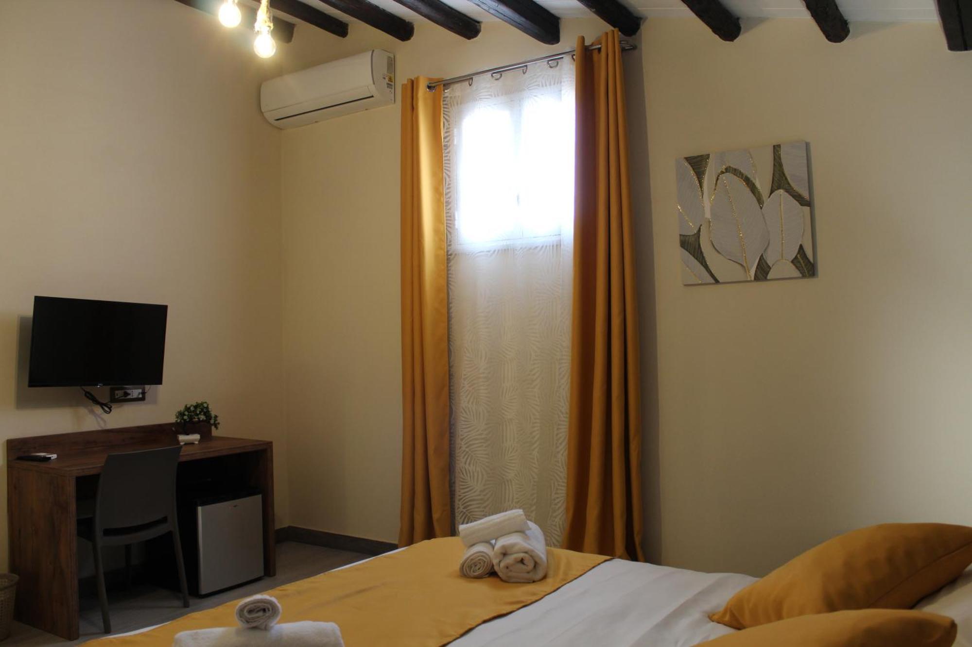 Arsenale Porto Bed & Breakfast *