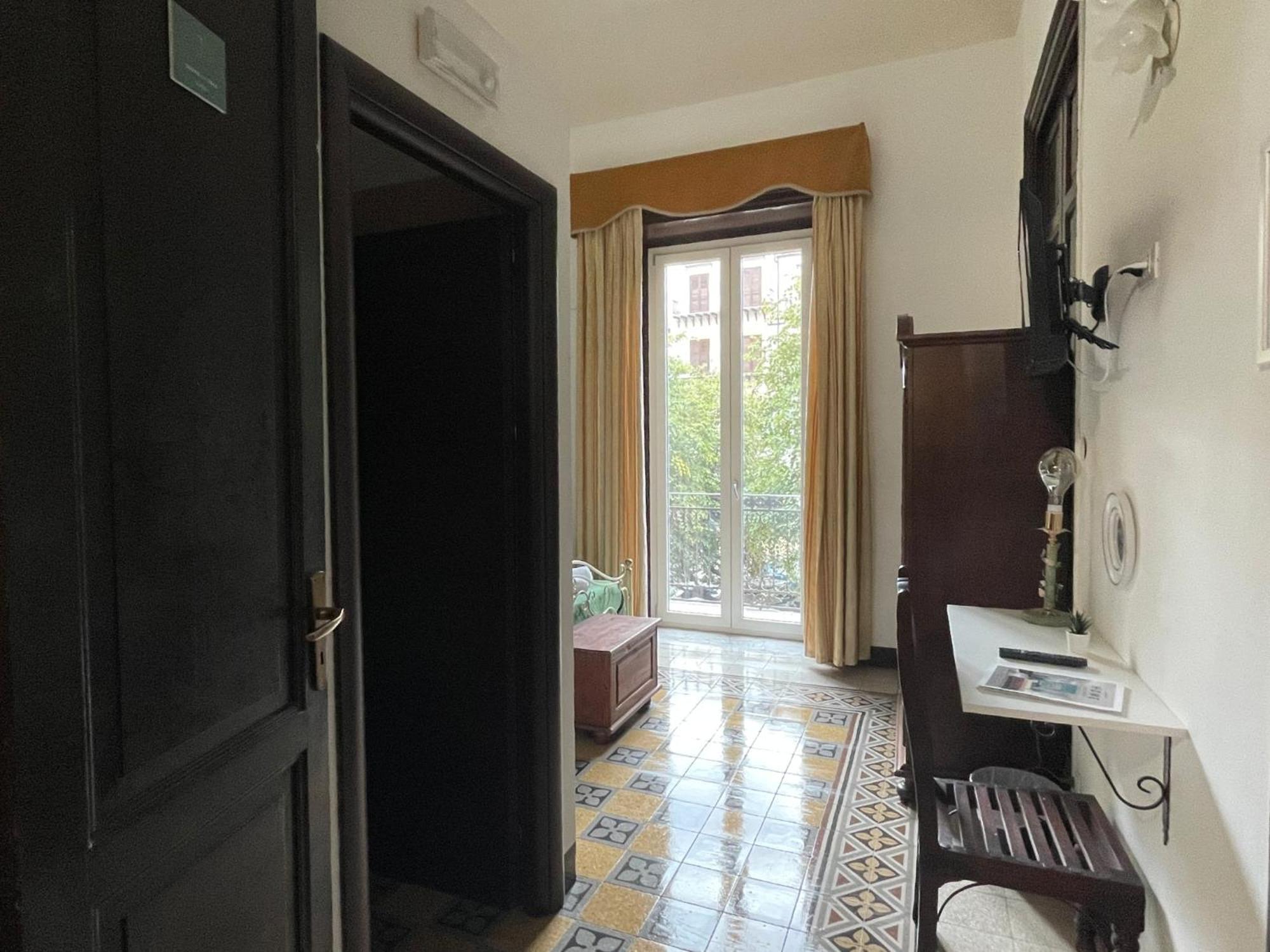 Teatro Del Sole Cavour Guest house *
