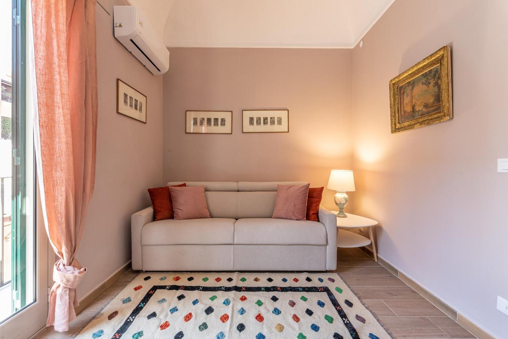 Dasaro Apartment