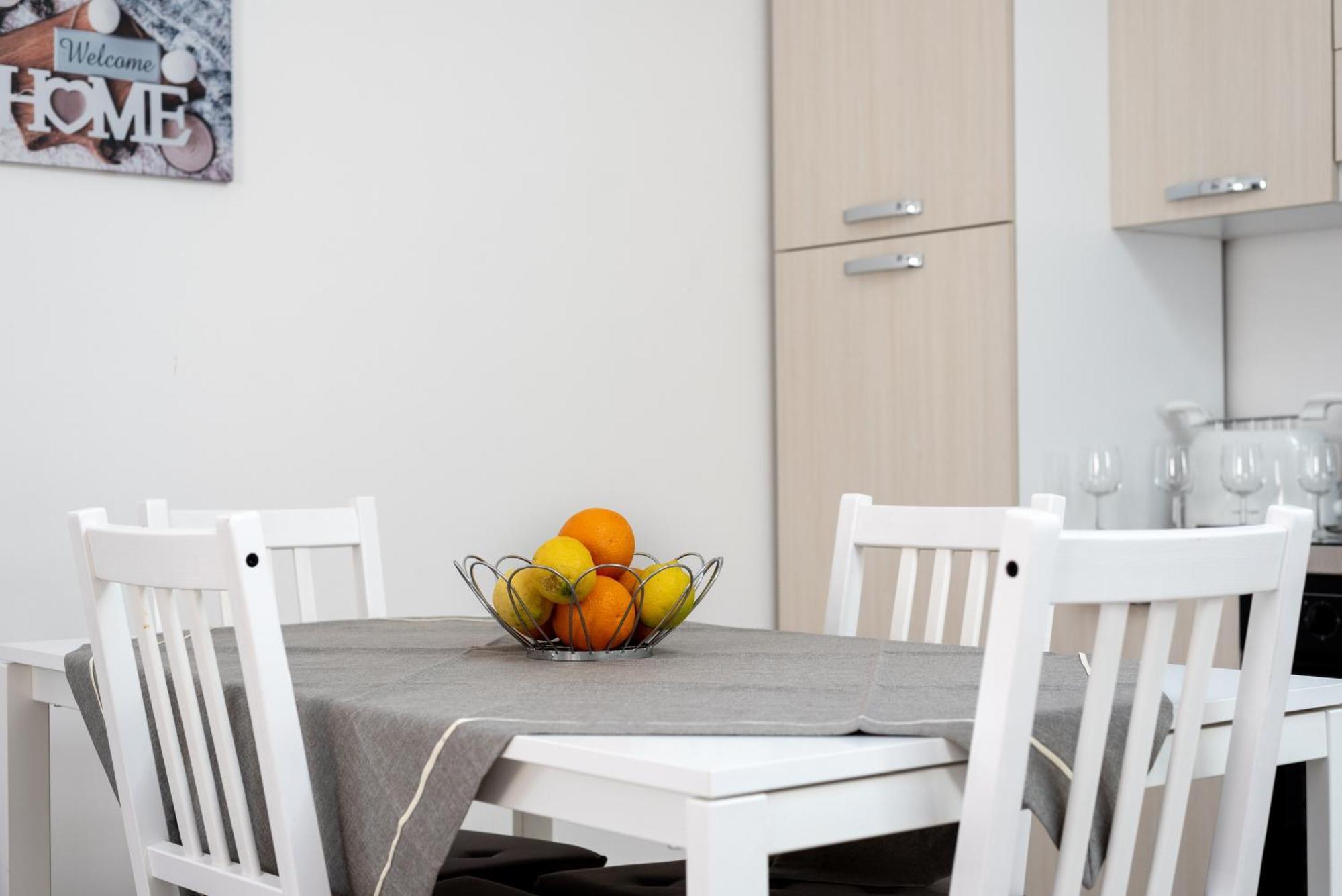 Lumar Sicilia - Quaroni Apartment
