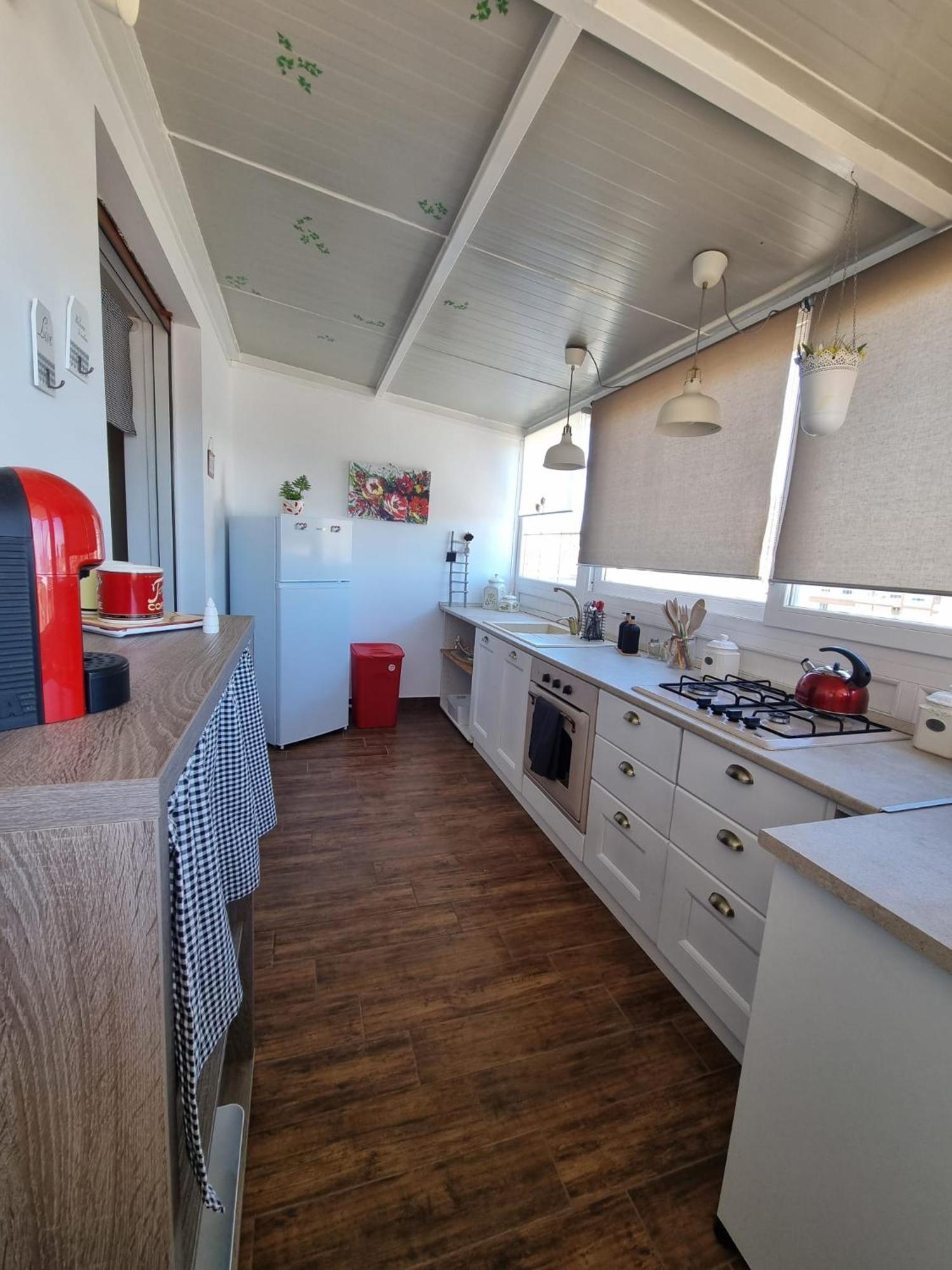 House & Free Parking By Perry-holiday * Palermo