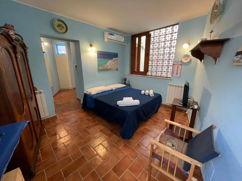 House Quattro Canti