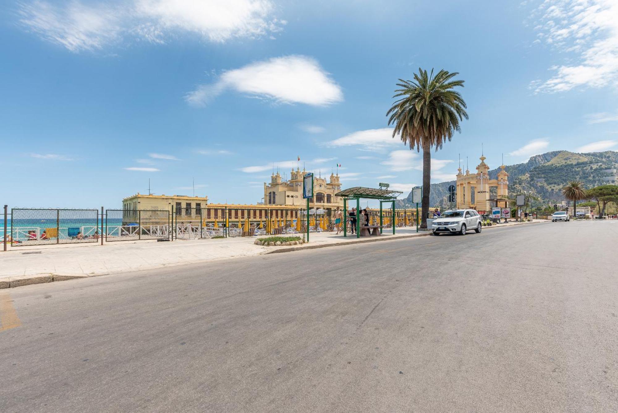 Holiday home Villino Alice A Mondello By Wonderful Italy *