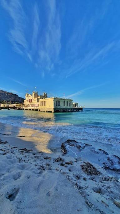 By The Sea Mondello Apartamento Palermo