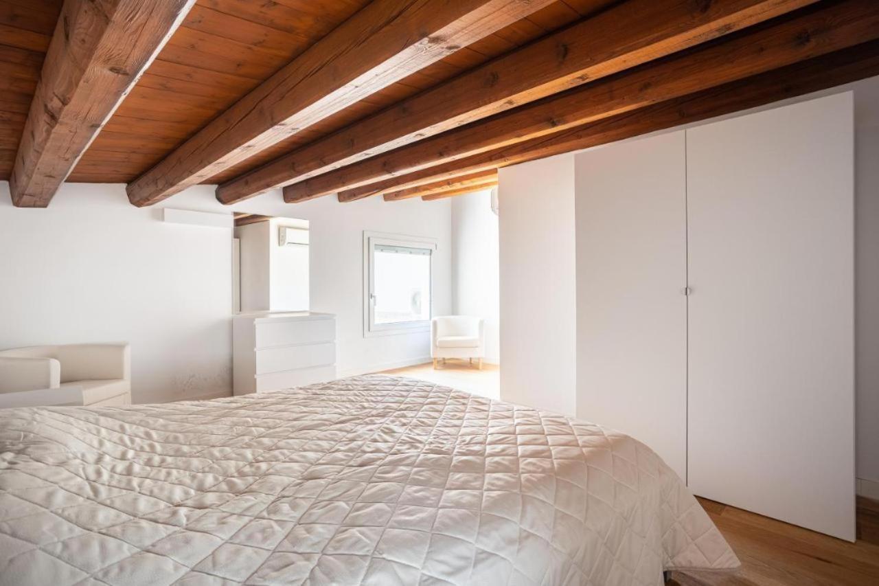 Casa Azzurra - Palazzo Del Buonpastore Apartment Palermo