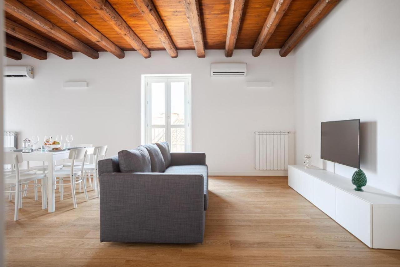 Casa Azzurra - Palazzo Del Buonpastore * Palermo