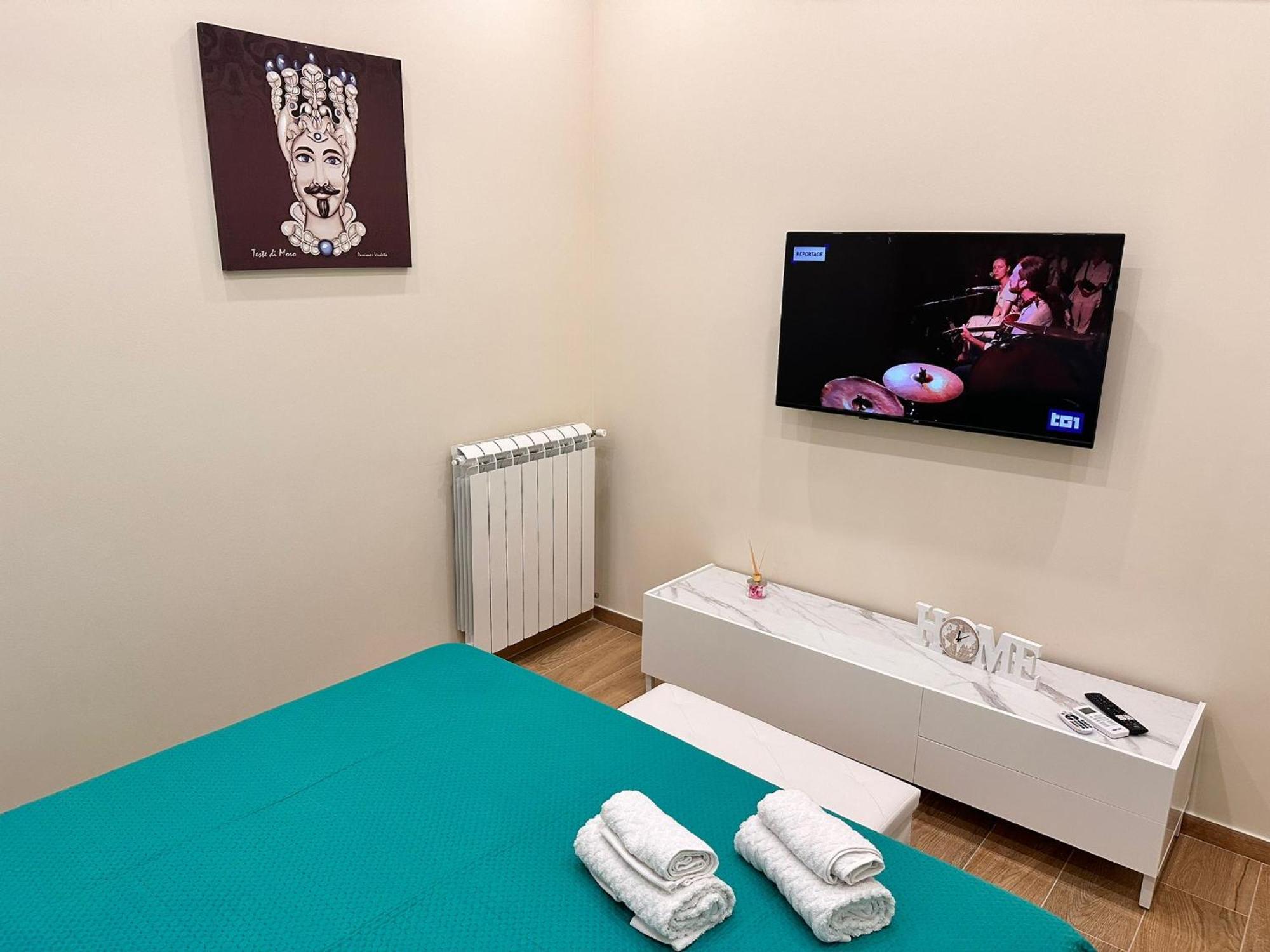 Apartment Miryal Holidays Palermo