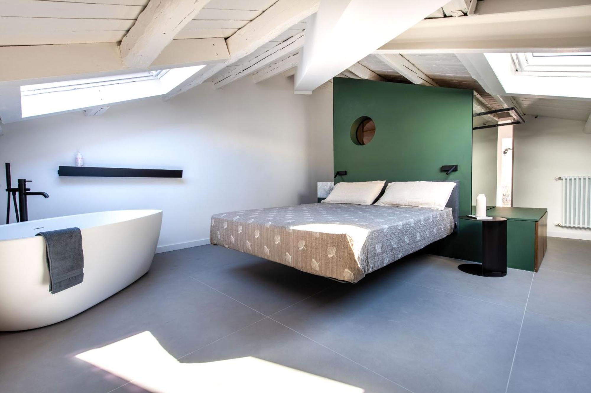 Apartment Settimo With Terrace By Wonderful Italy