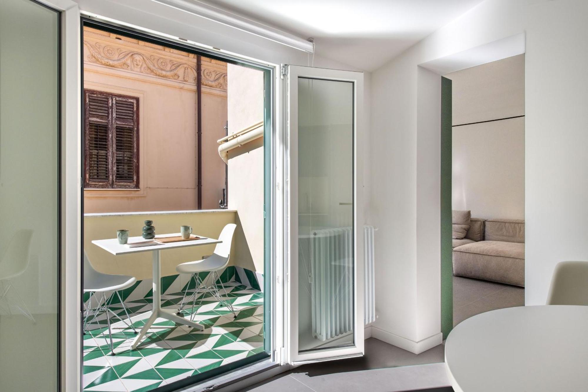Settimo With Terrace By Wonderful Italy Apartment *