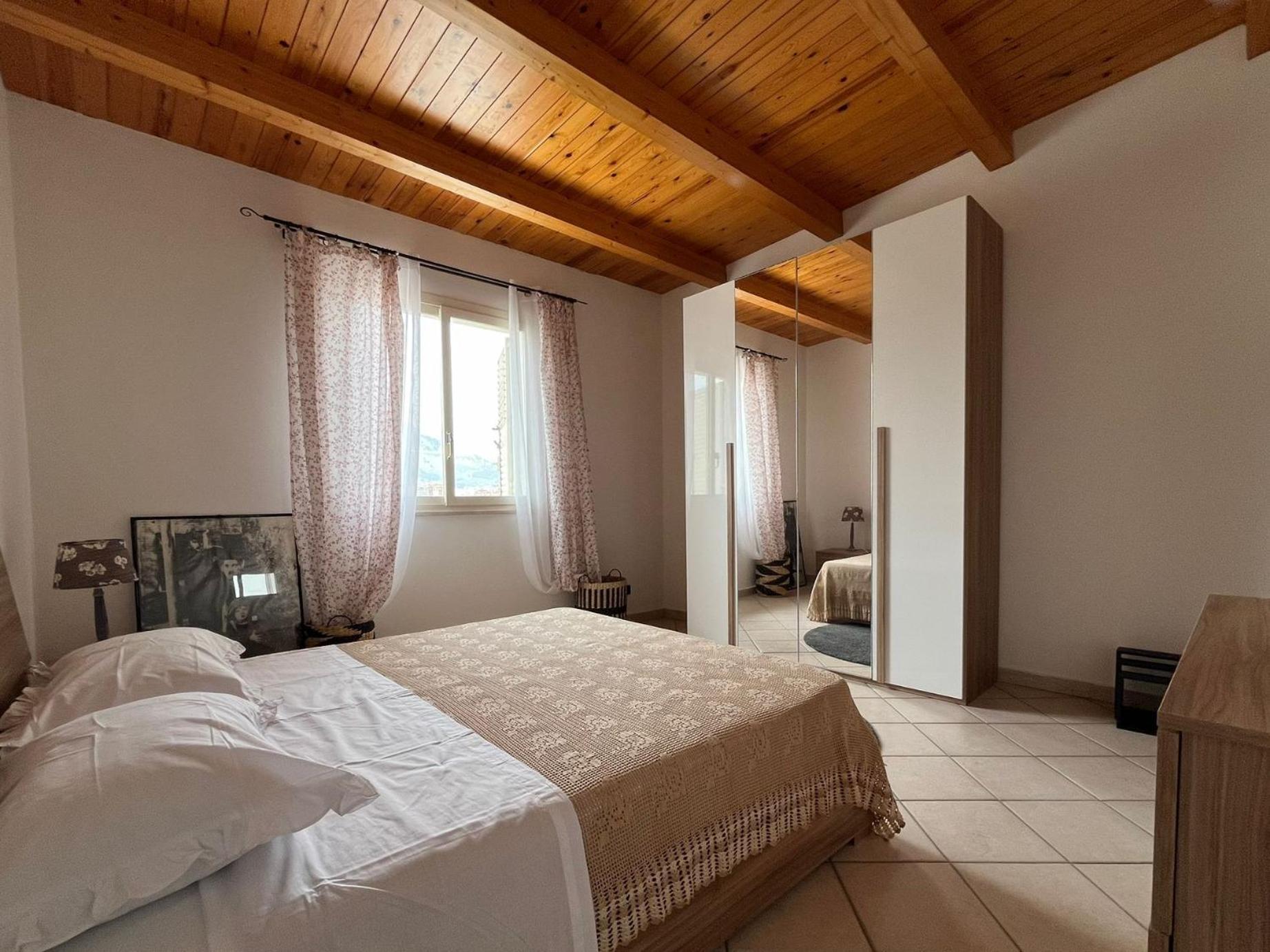 La Finestra Luminosa Holiday home *