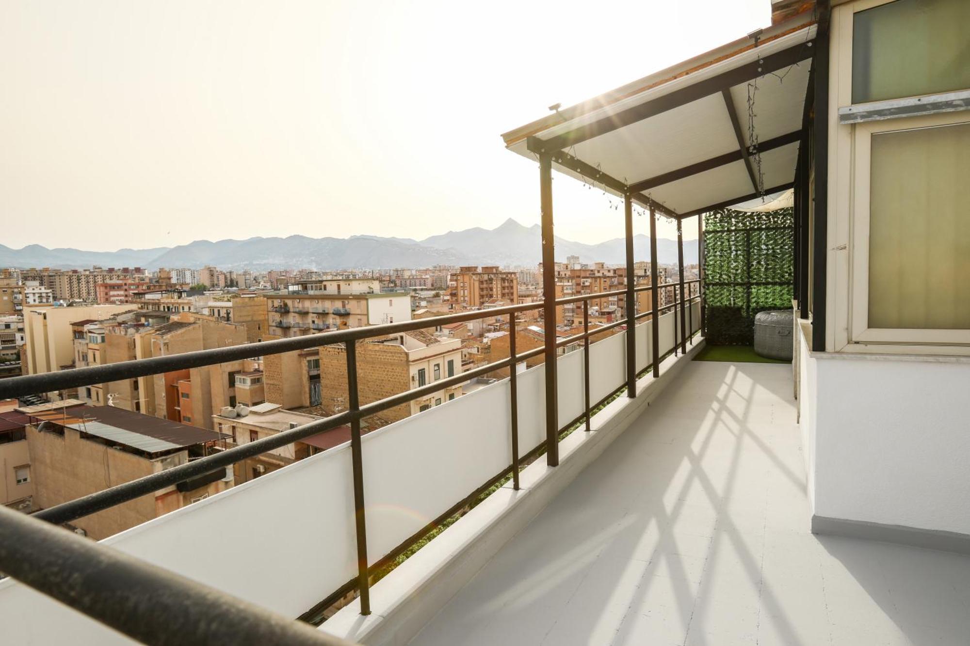 Medea Panoramic Apartment