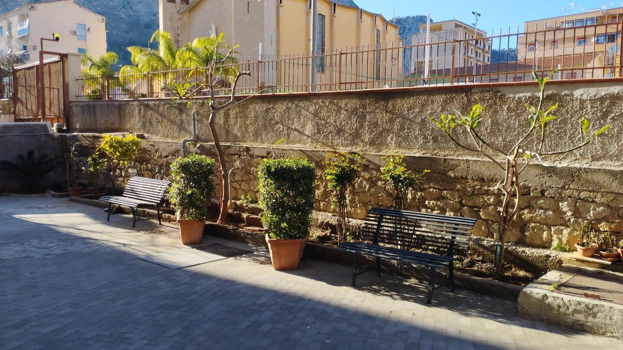 Rineddahouse Panoramico Vista Mare Con Parcheggio Privato Palermo