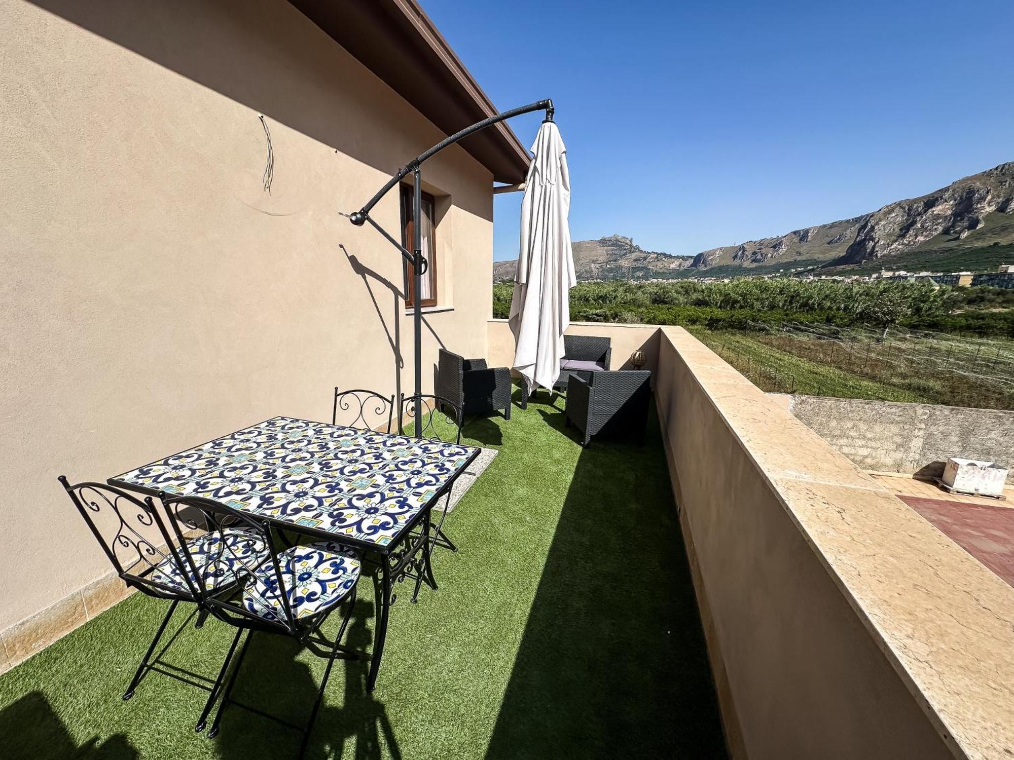 Apartment Intero Con Terrazza - Ciaculli *