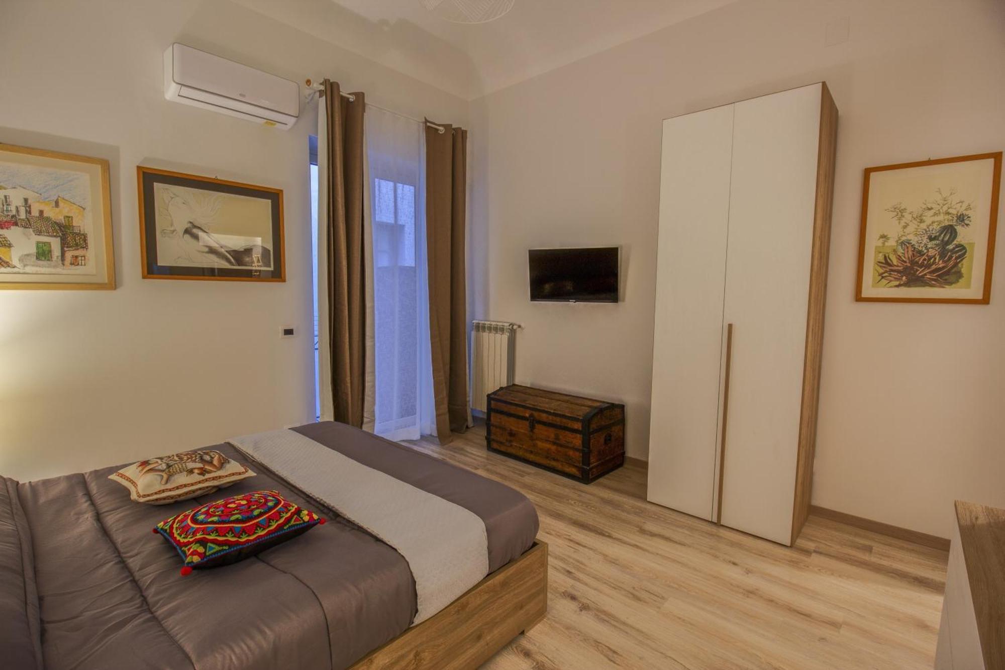 Quintino 57 Al Politeama - Tourist Lease Apartment *