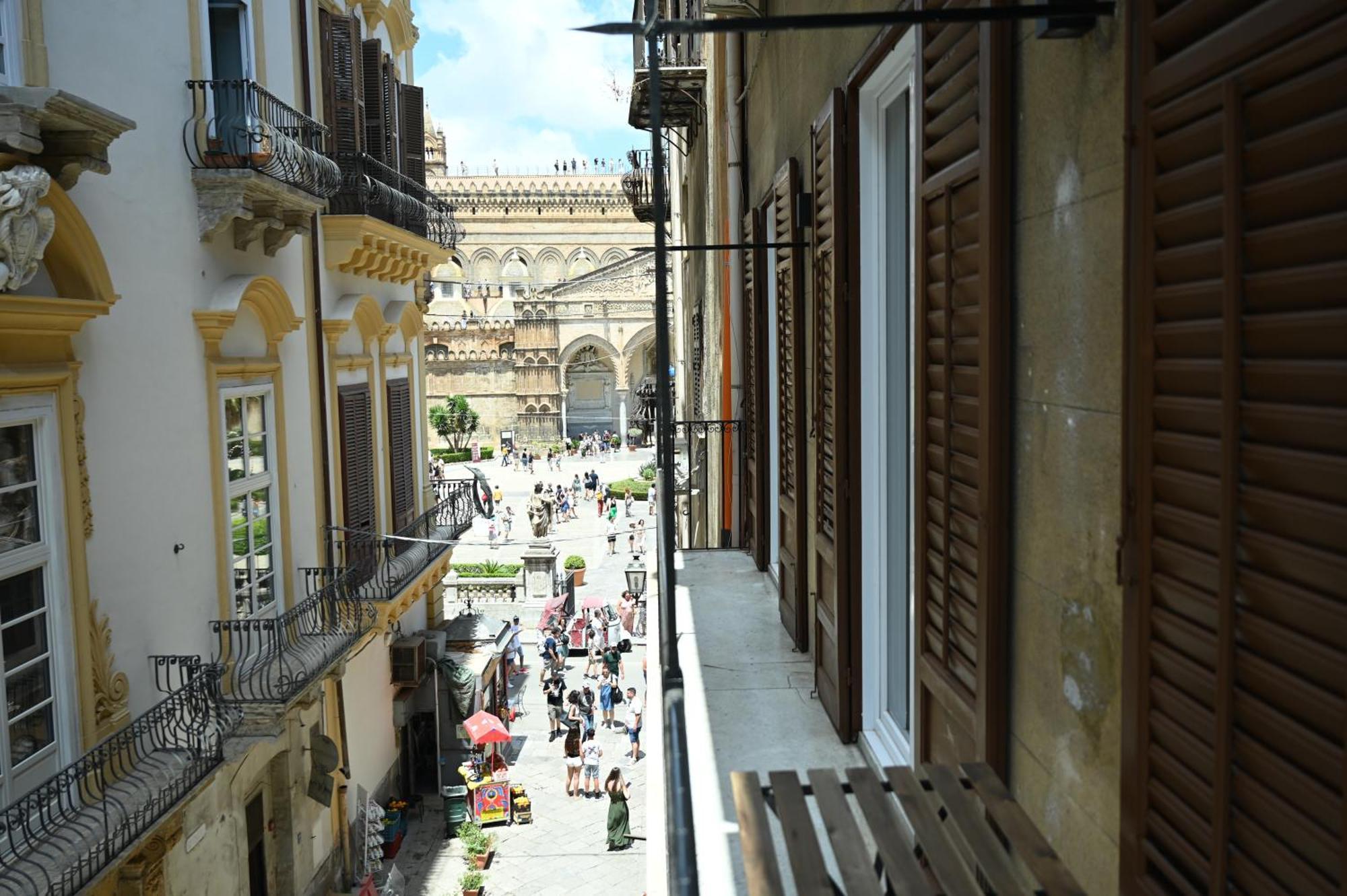 Apartment Luxury Cathedral Palermo