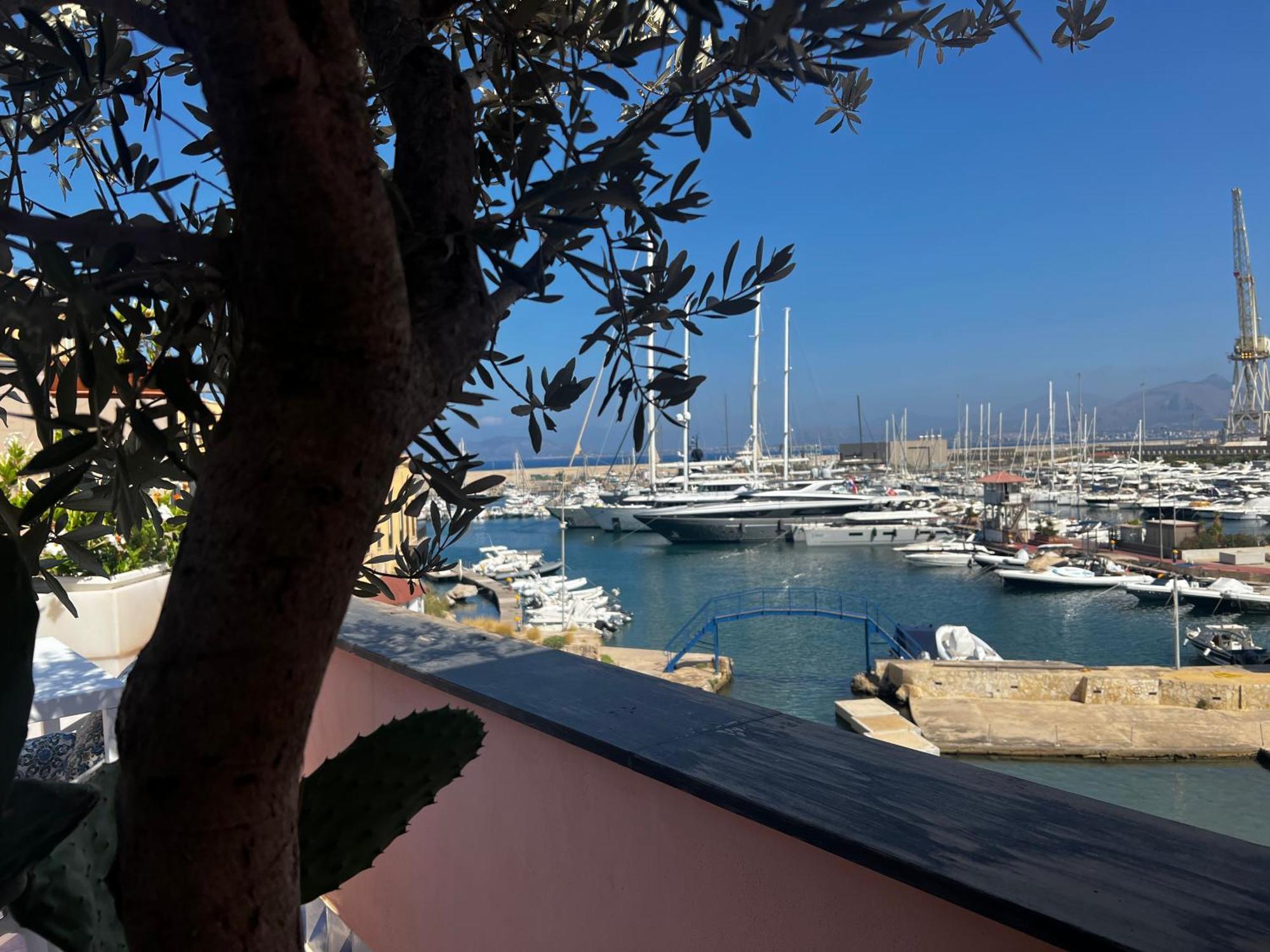 Isabella Marina Di Igiea * Palermo