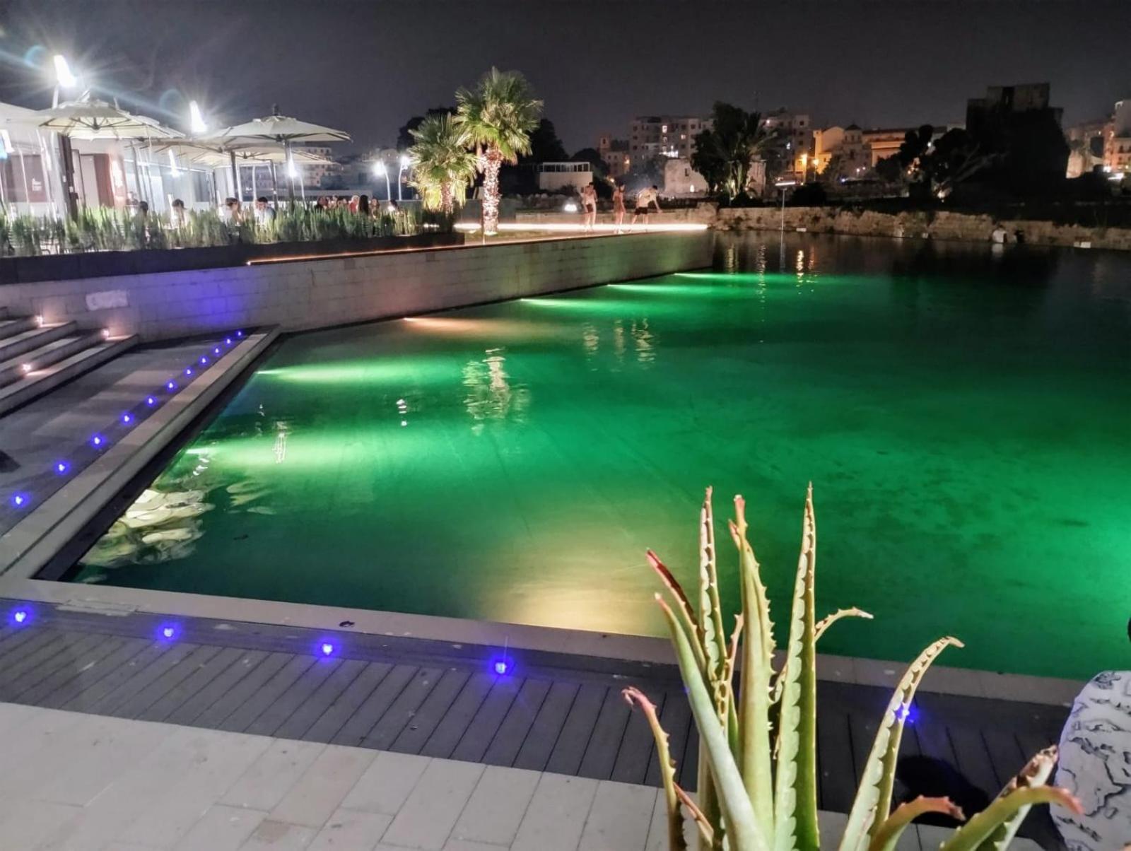 Domus Vetriera Apartment *