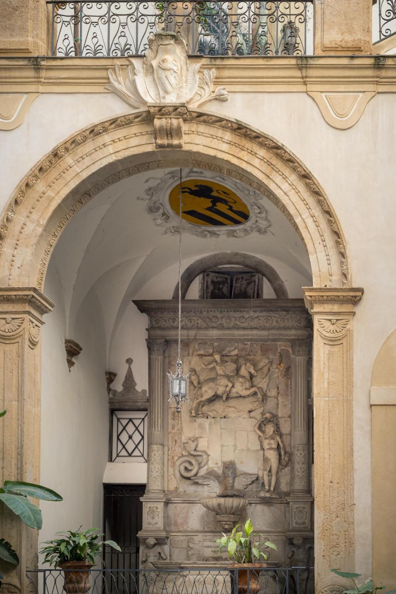 Appartamento Palazzo Santa Ninfa - Luxury Mansion Palermo