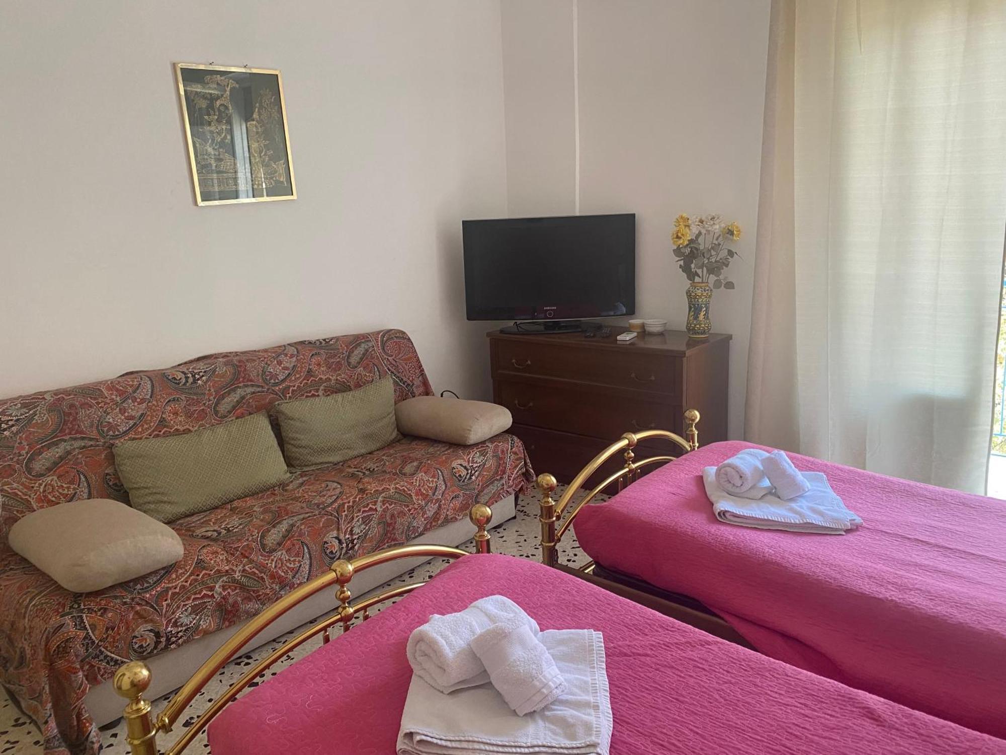 Serradifalco Cozy House Di Enza E Luigi Palermo