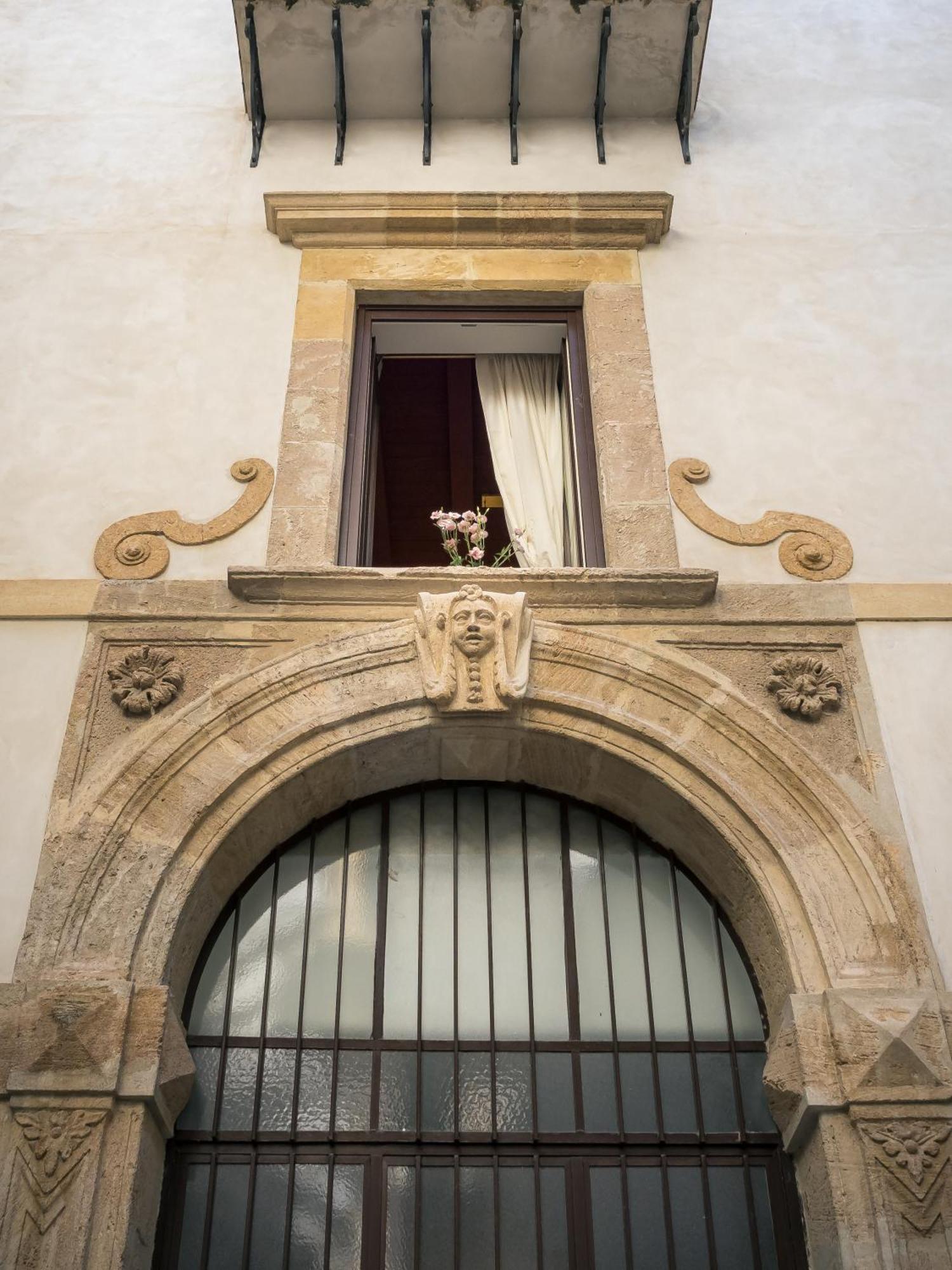 Palazzo Santa Ninfa - Luxury Mansion Palermo