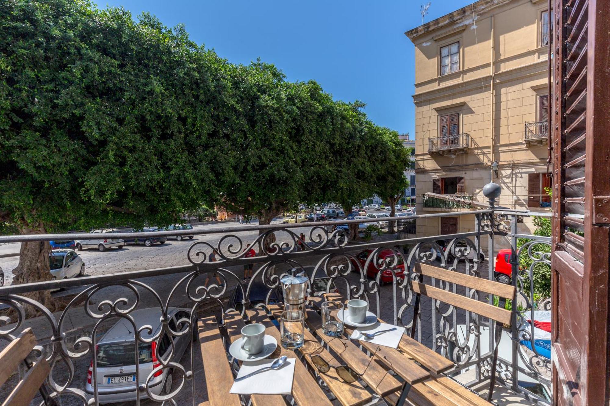 Loft Piazza Marina By Domusicily * Palermo