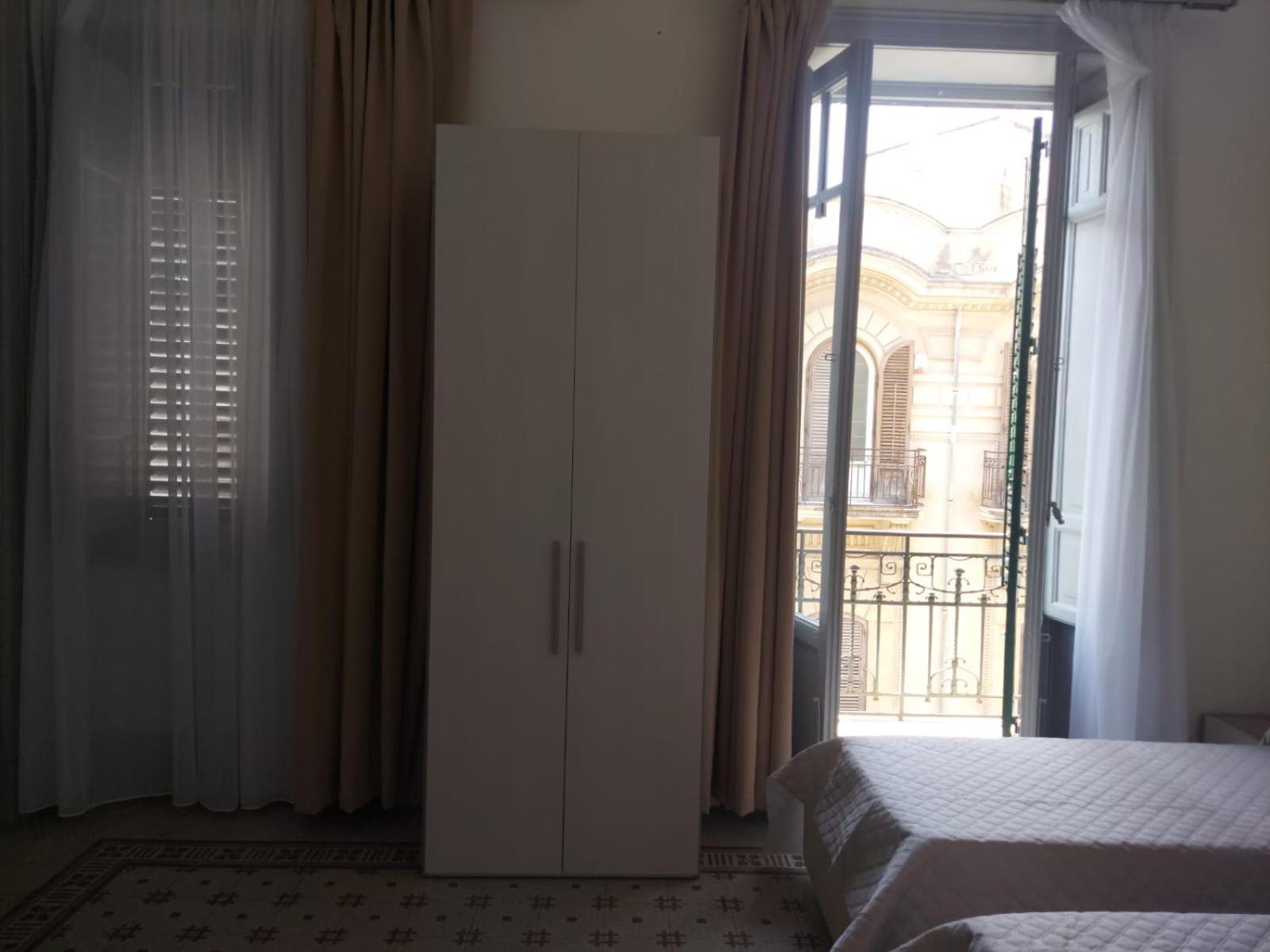 Affittacamere Lamphotel Militello