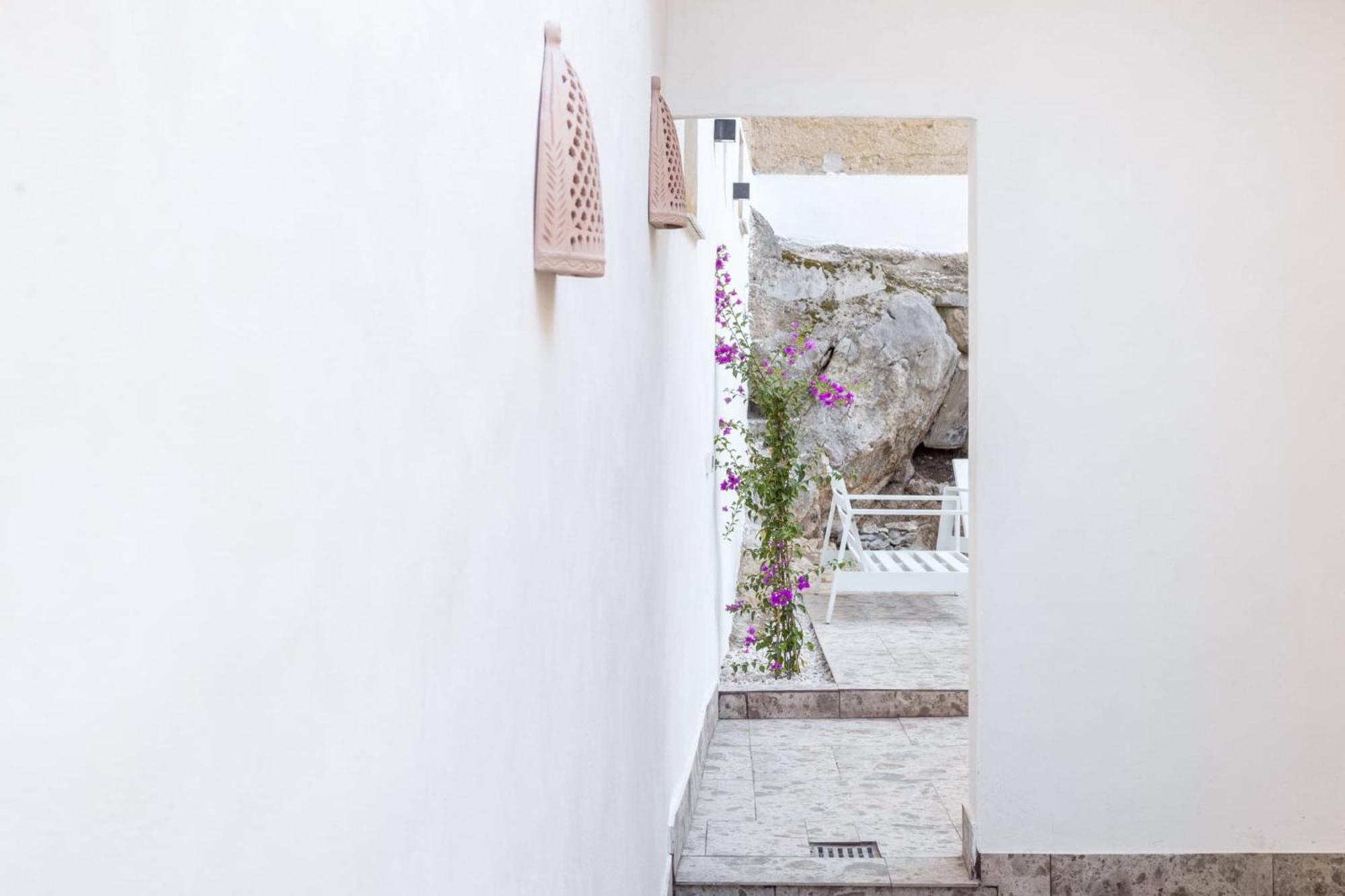 Travel - Arenella Holidays Holiday home