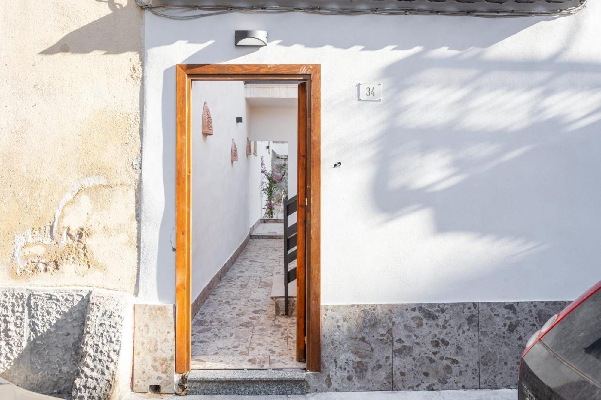 Holiday home Travel - Arenella Holidays Palermo