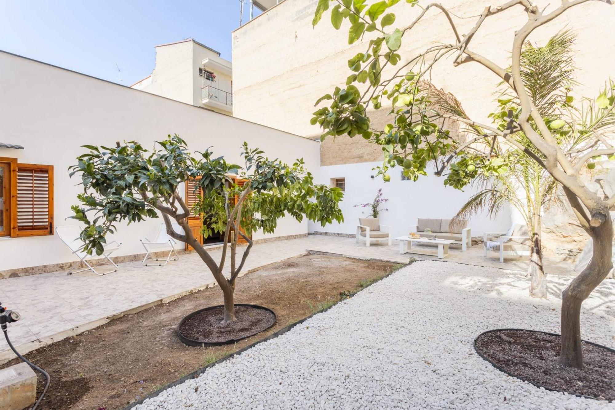 Travel - Arenella Holidays Holiday home *